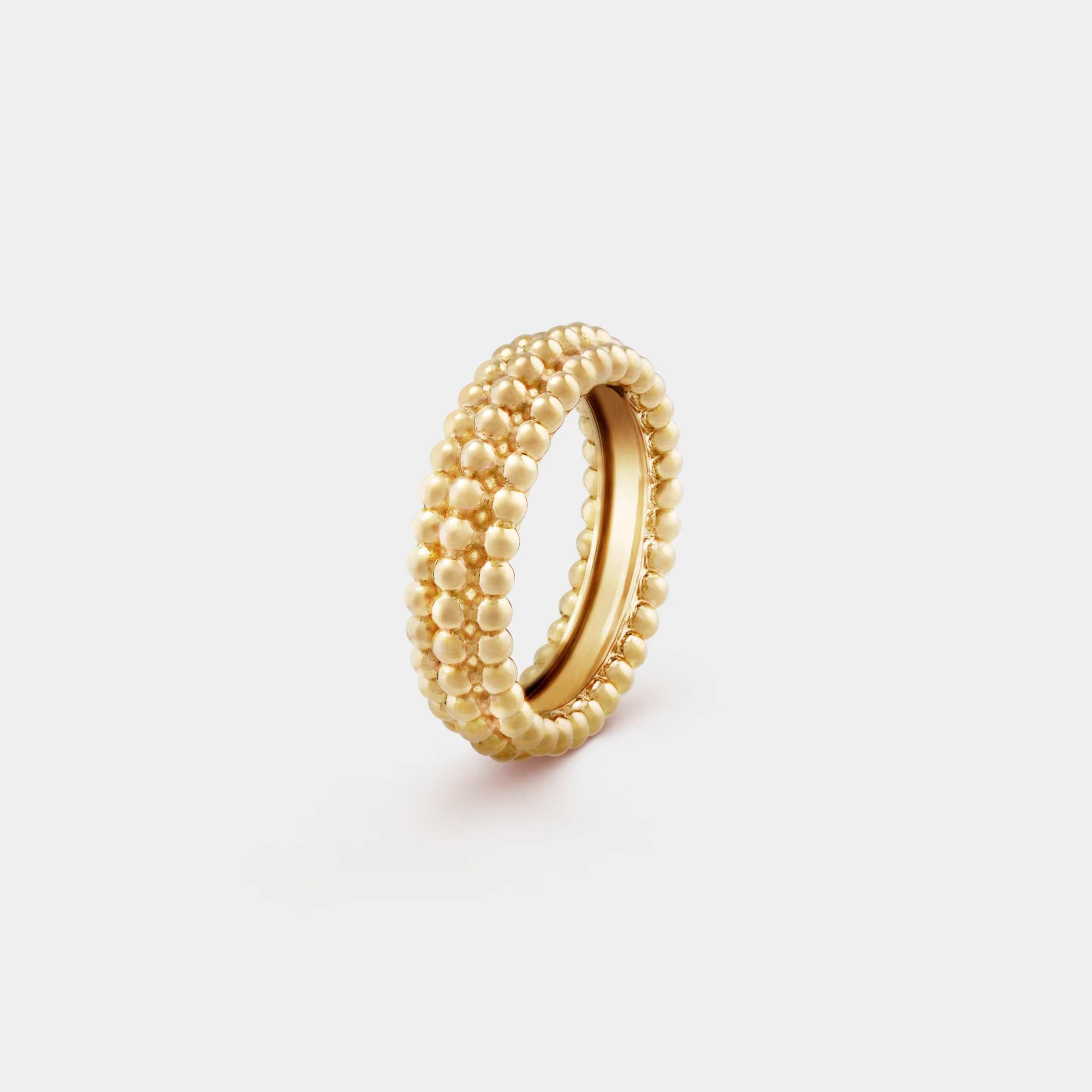 Van Cleef & Arpels Perlée Pearls Of Gold Ring 3 Rows Yellow Gold, Front
