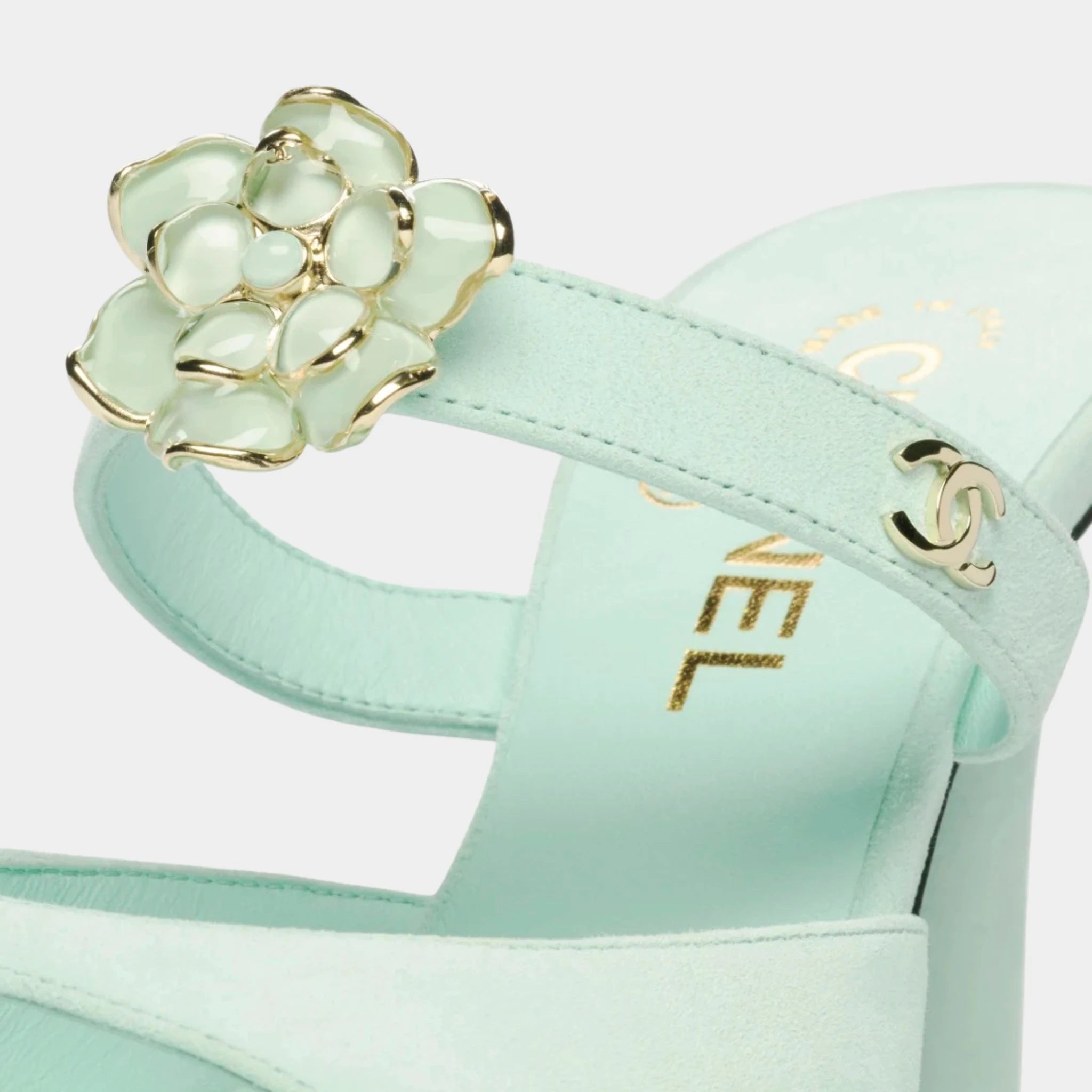 Mules Velvet goat & metal Light green