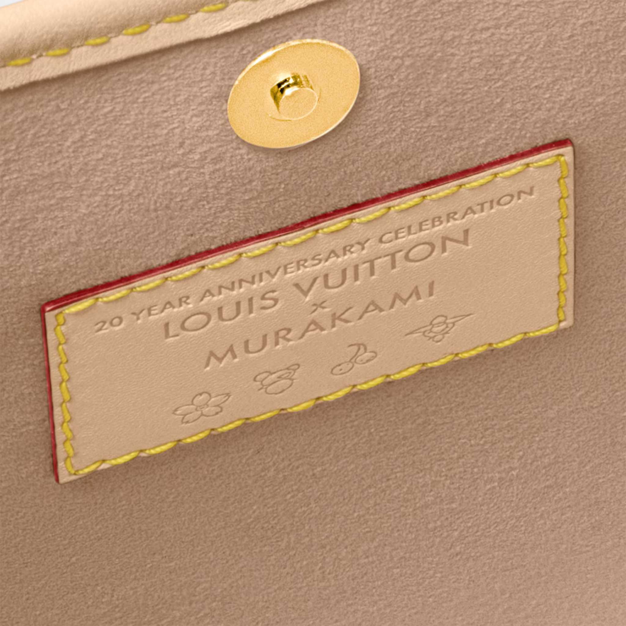 حقيبة LV x TM CarryAll PM