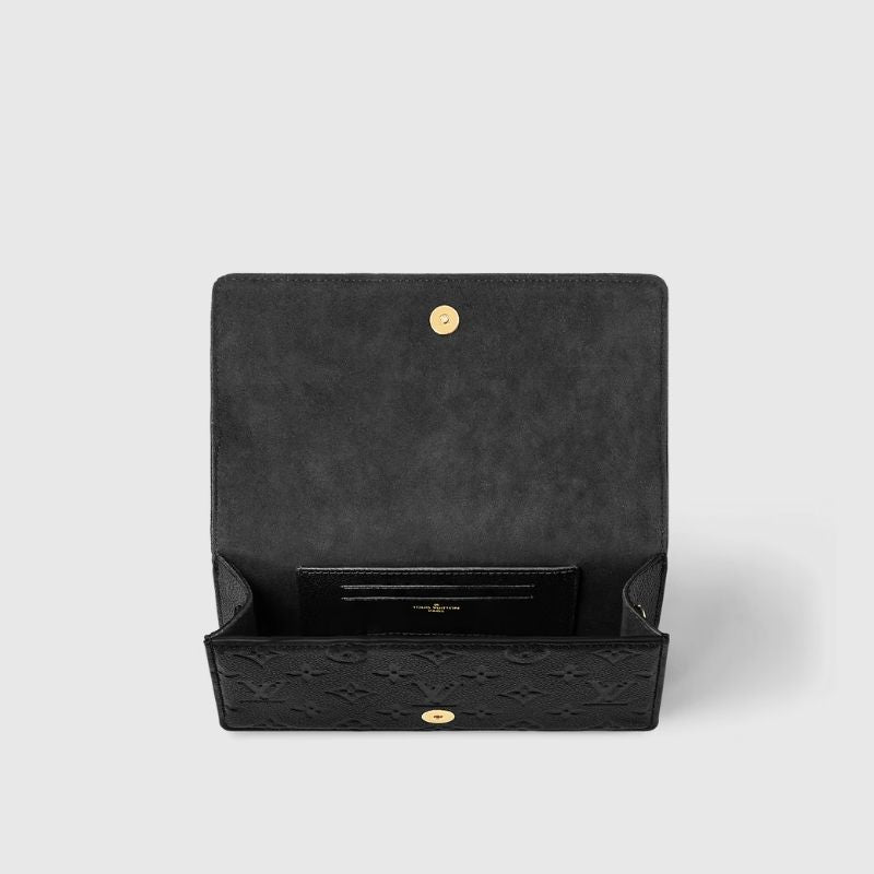 Louis Vuitton Wallet On Chain Lily Monogram Motif Inside View