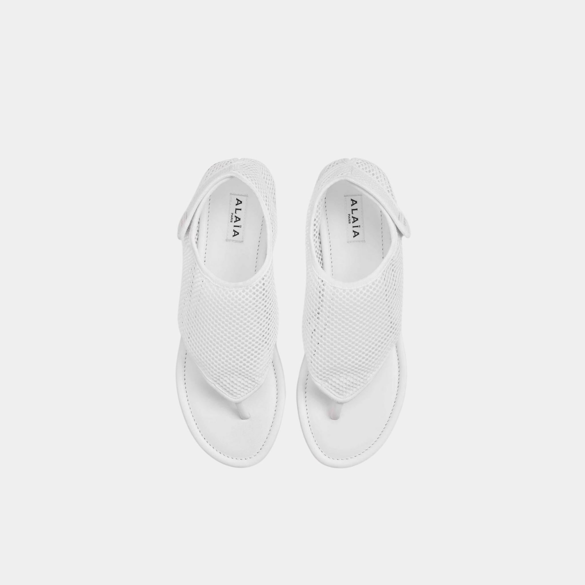 Alaia Thong Sandals In Fishnet, Optical White, Top