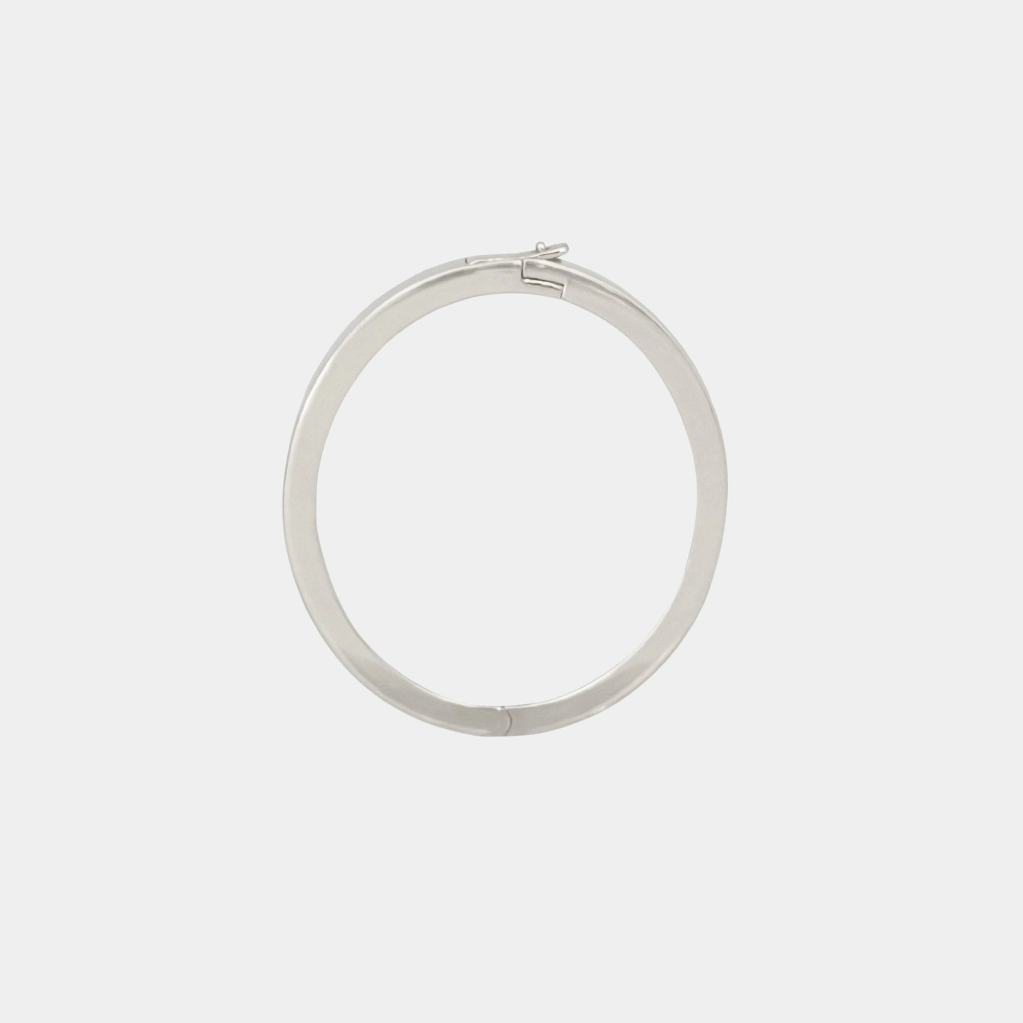 Ashna Mehta Bag Charm Extension Oval Ring, White Gold, Front
