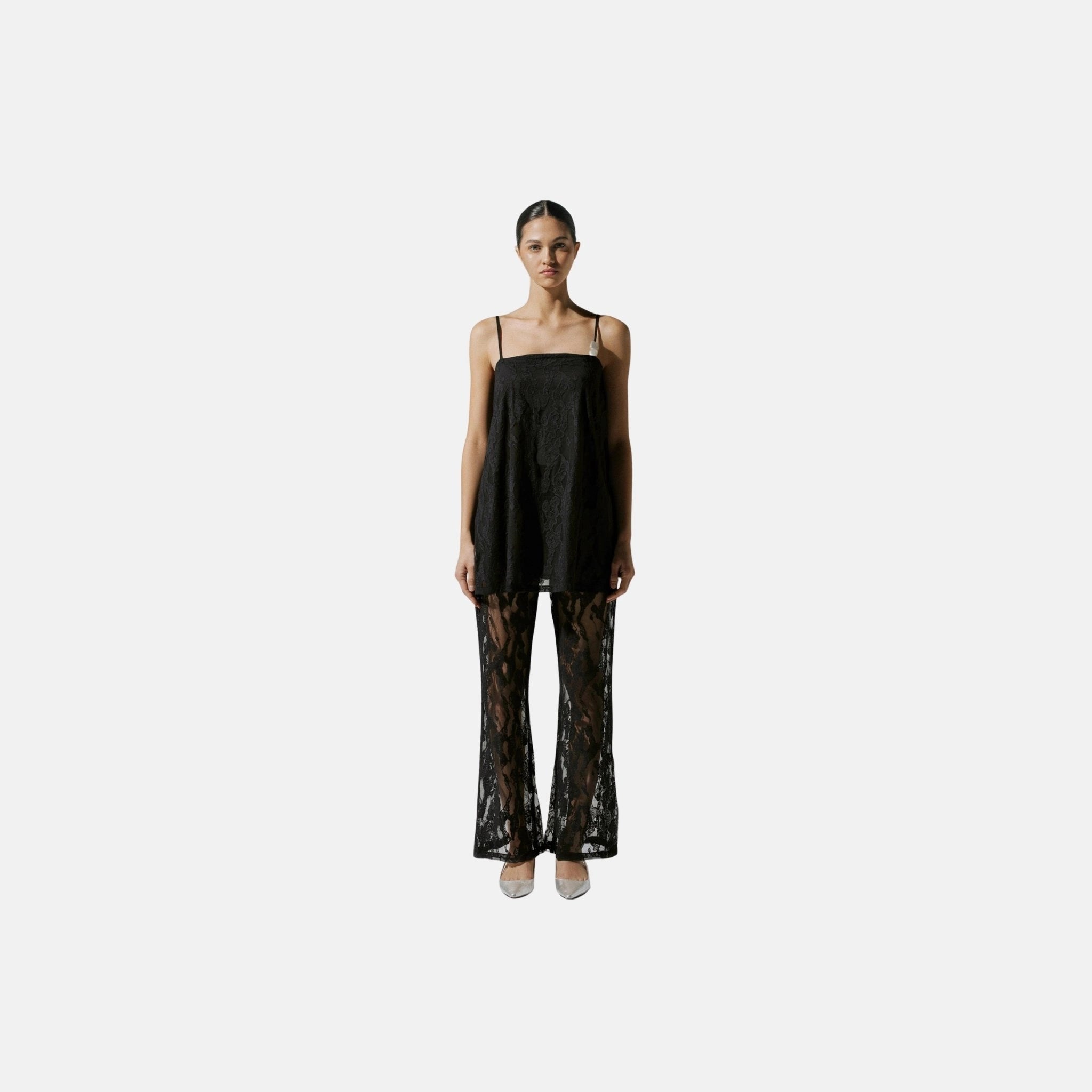 Baobab Porto Top, Black Pepper, Model, Front