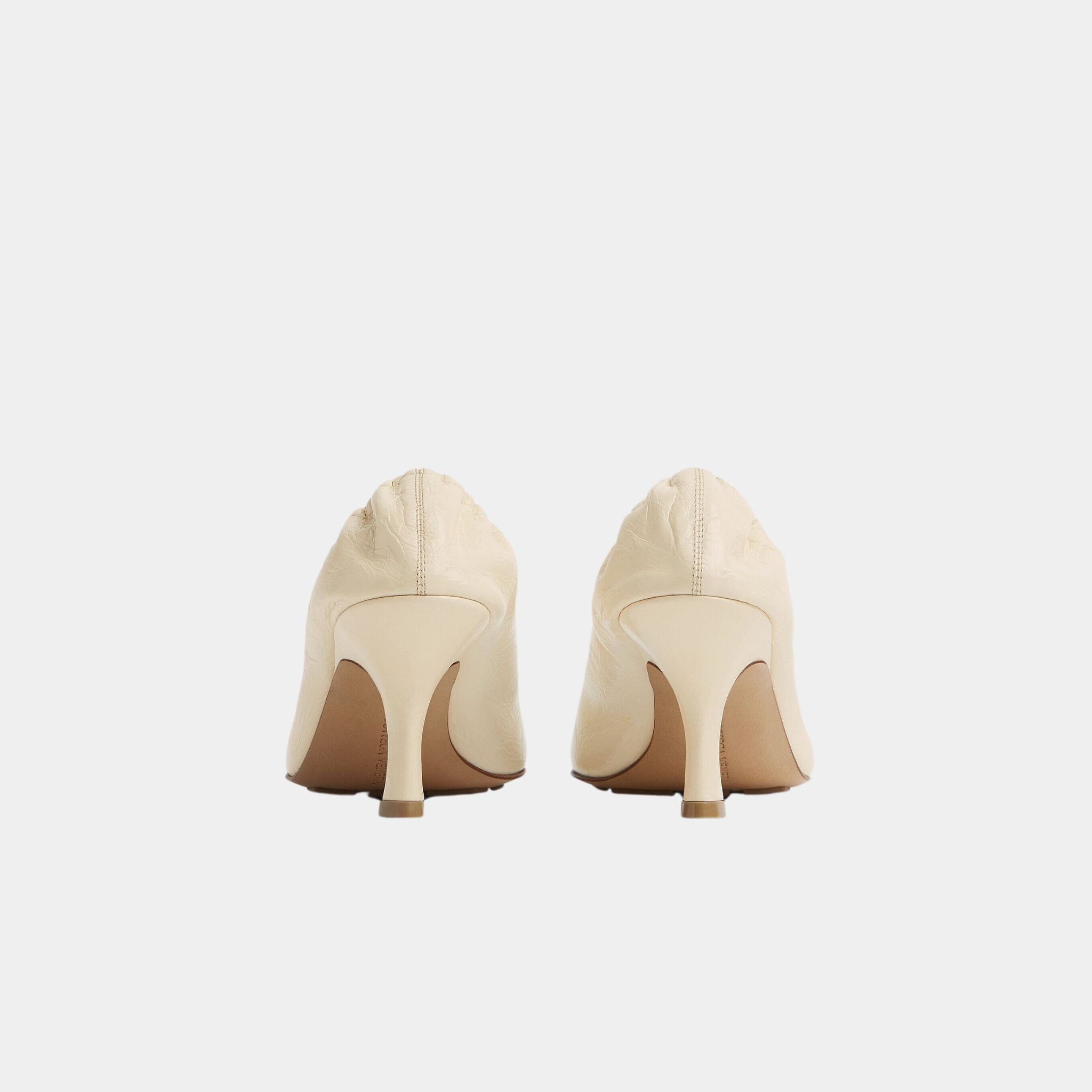 Bottega Veneta Sharp Chain Crinkled Calfskin Pump, Sea Salt, Back
