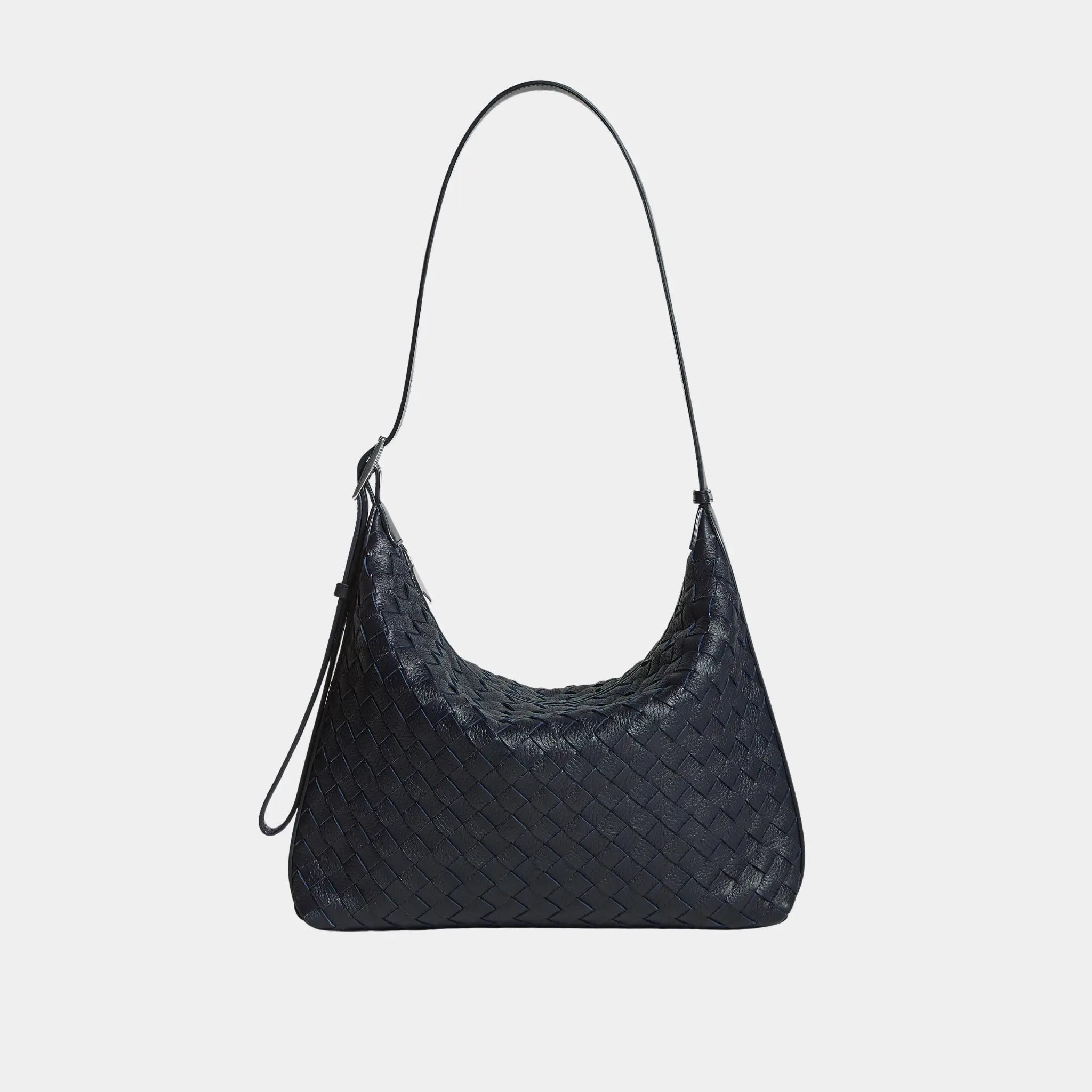 Bottega Veneta Small Traveler Hobo Bag In Intrecciato Deer Skin, Midnight, Front