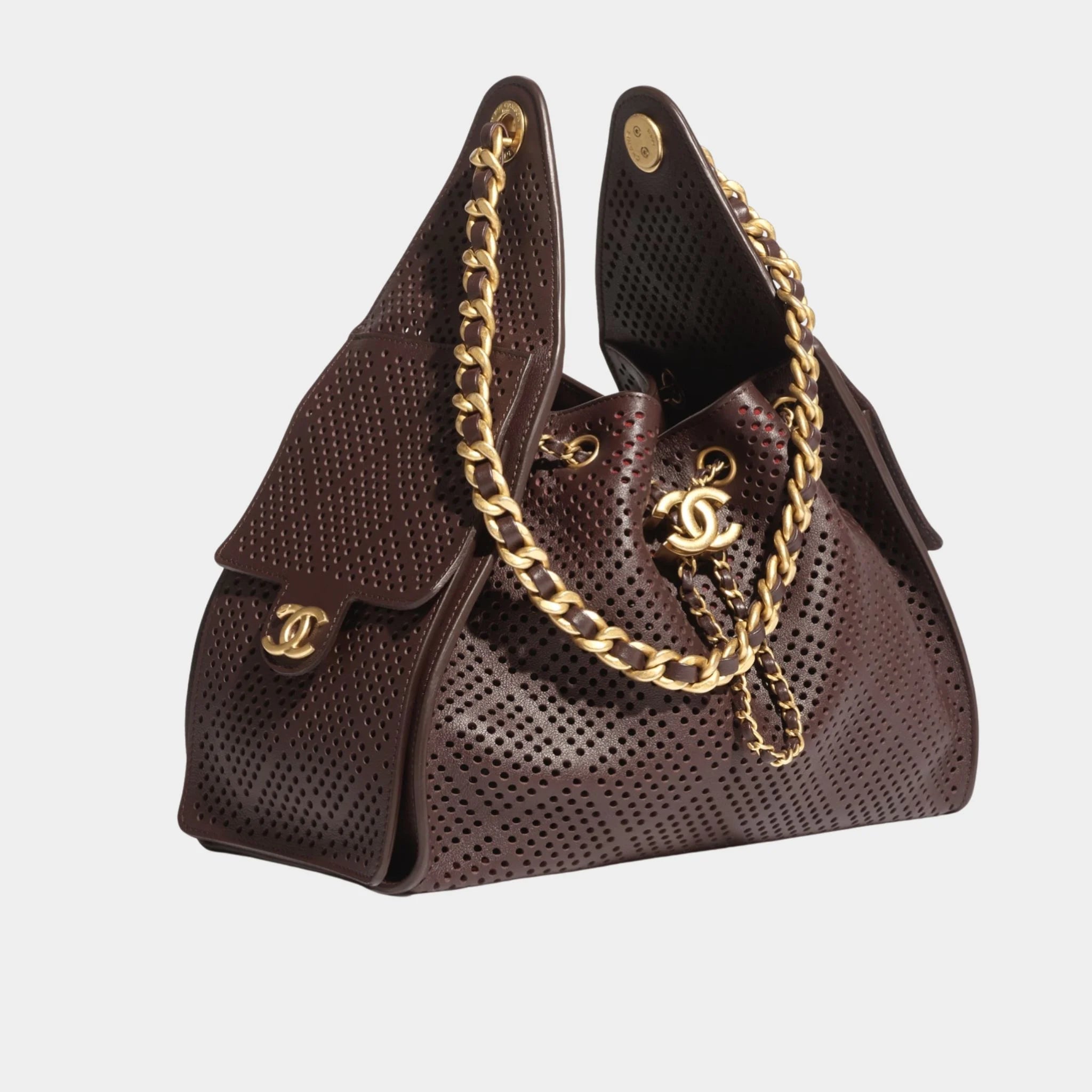 Chanel 25 Small Handbag Calfskin & Gold Tone Metal, shiny grained calskin,