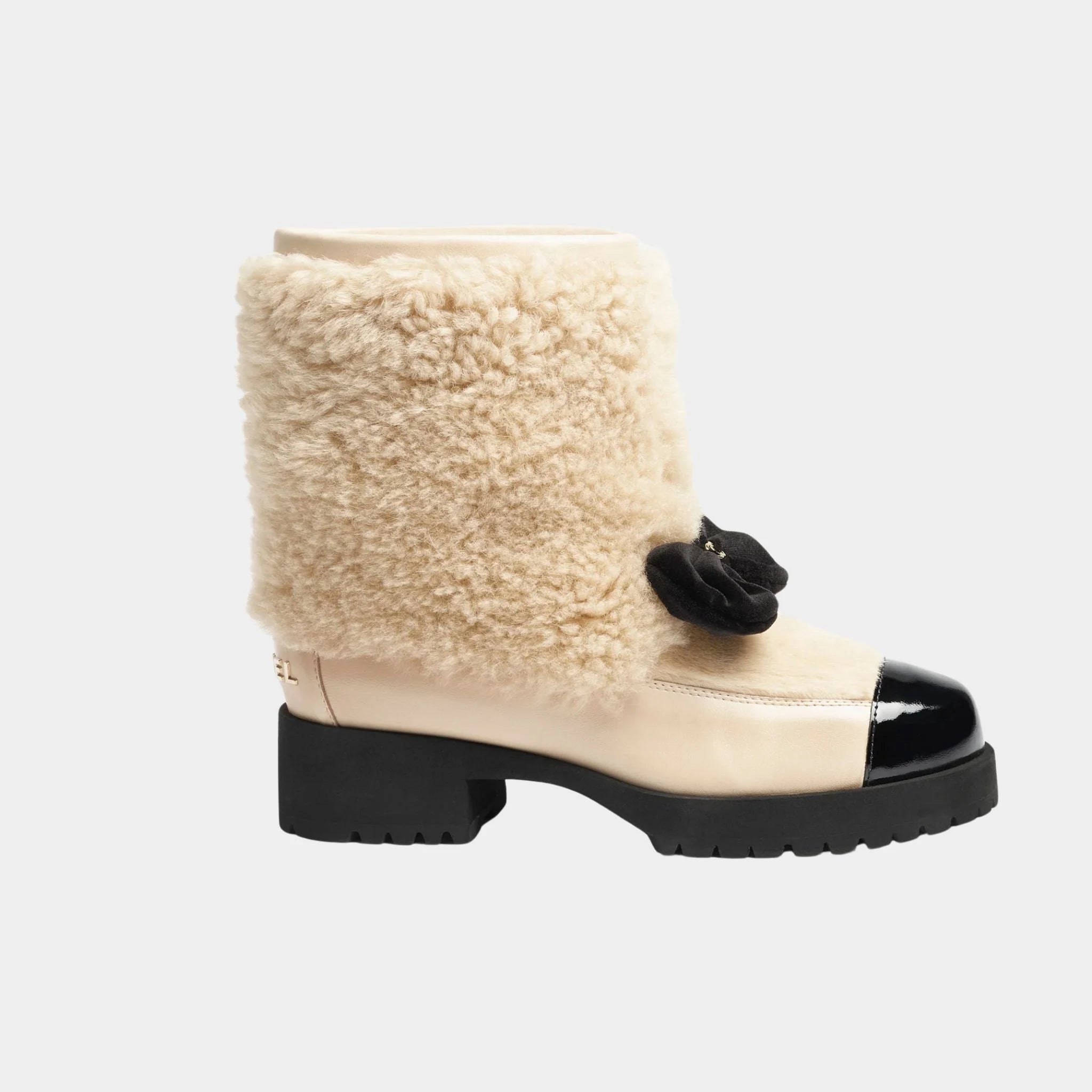 Chanel Boots Black Woolly lamb Veal Varnished Lamb & Veal,beige, Side