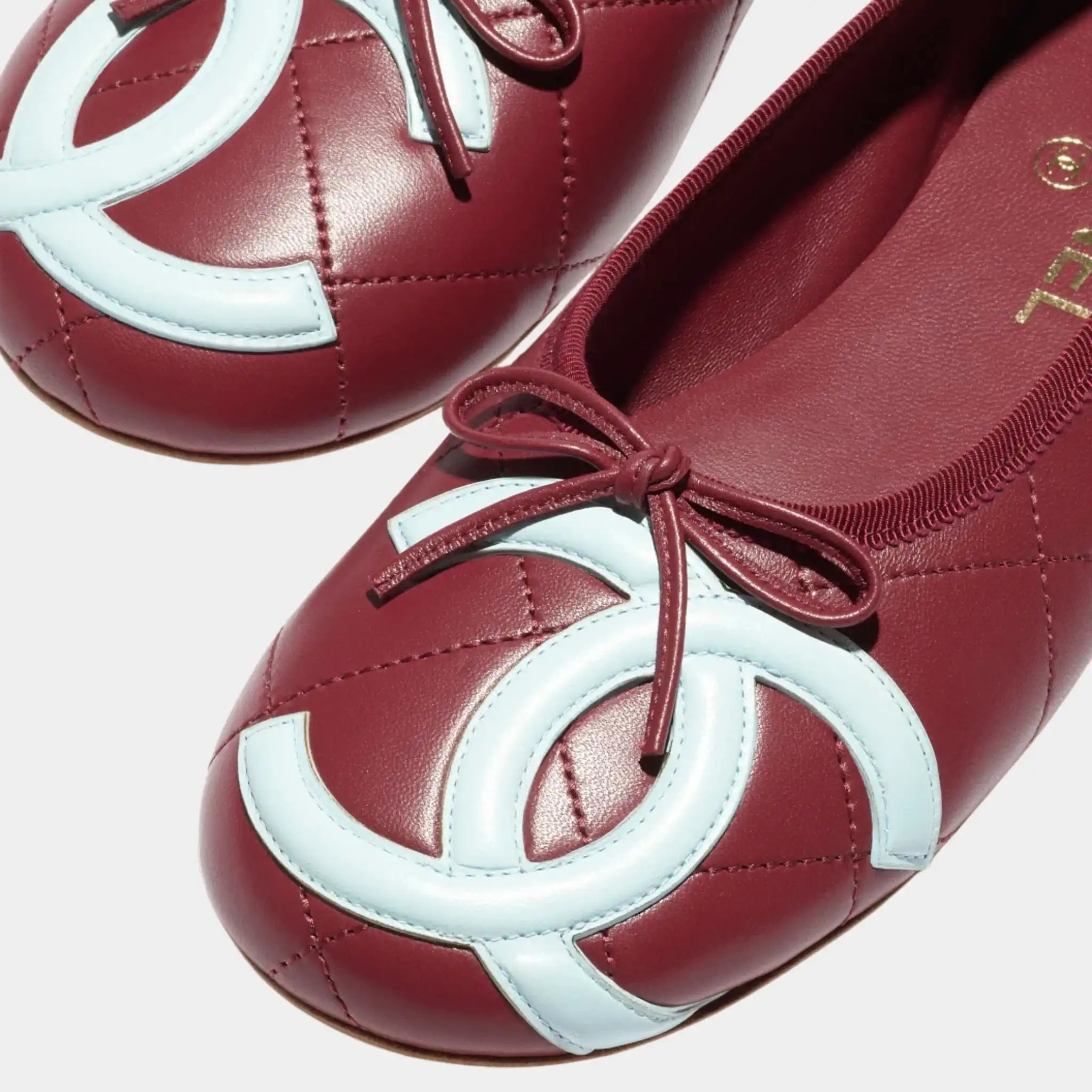 Chanel Ballet Flats in Lambskin, Burgundy, Top