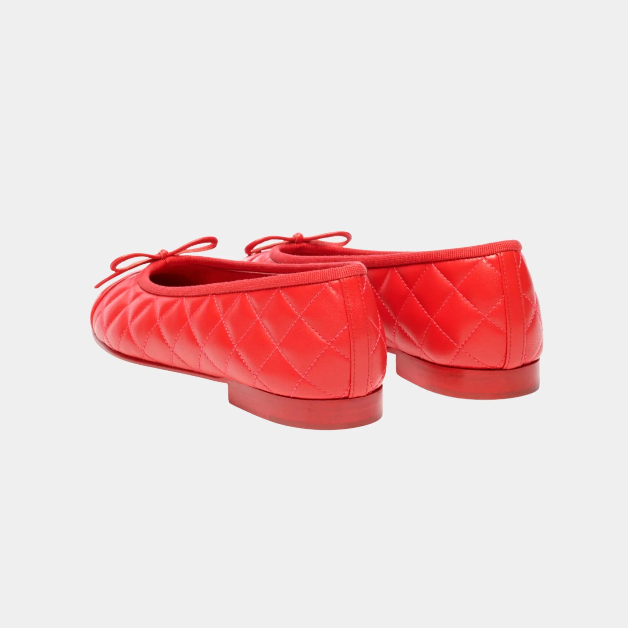 Chanel Ballet Flats in Red Lambskin, Red, Back