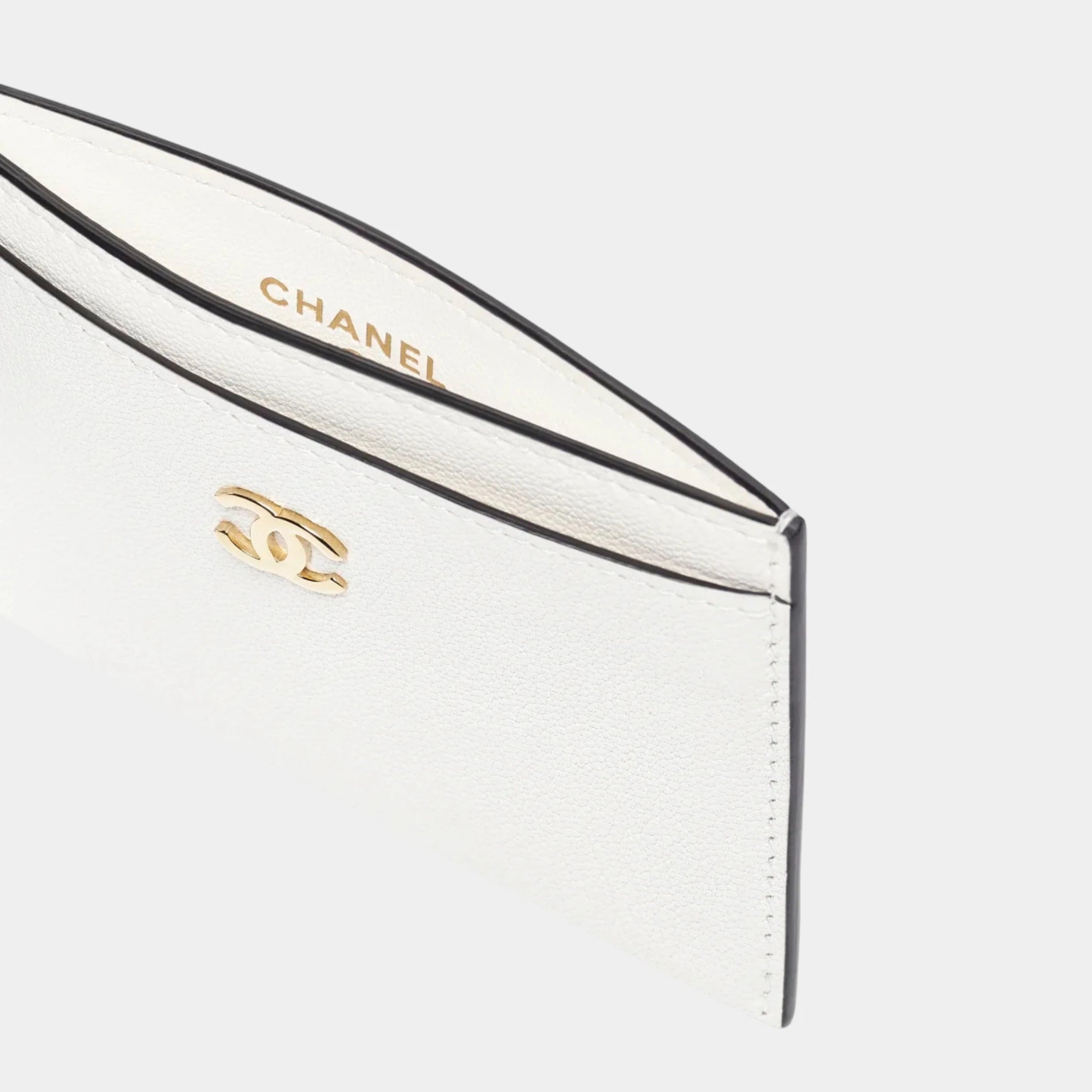 Chanel Card Holder in Grained Goatskin & Gold Metal, White, Front