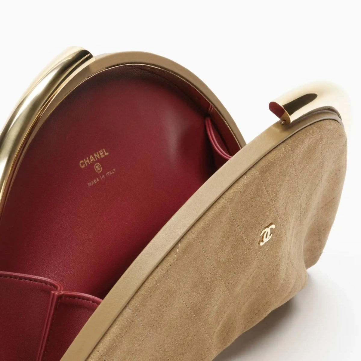 Clutch Calfskin & Gold Metal