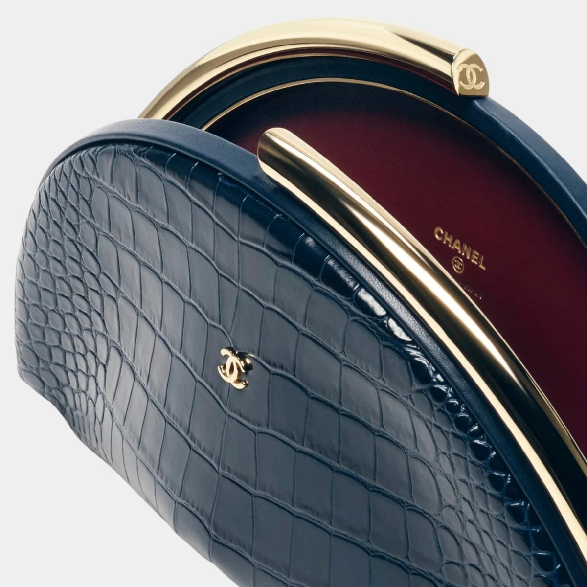 Clutch Calfskin & Gold Metal