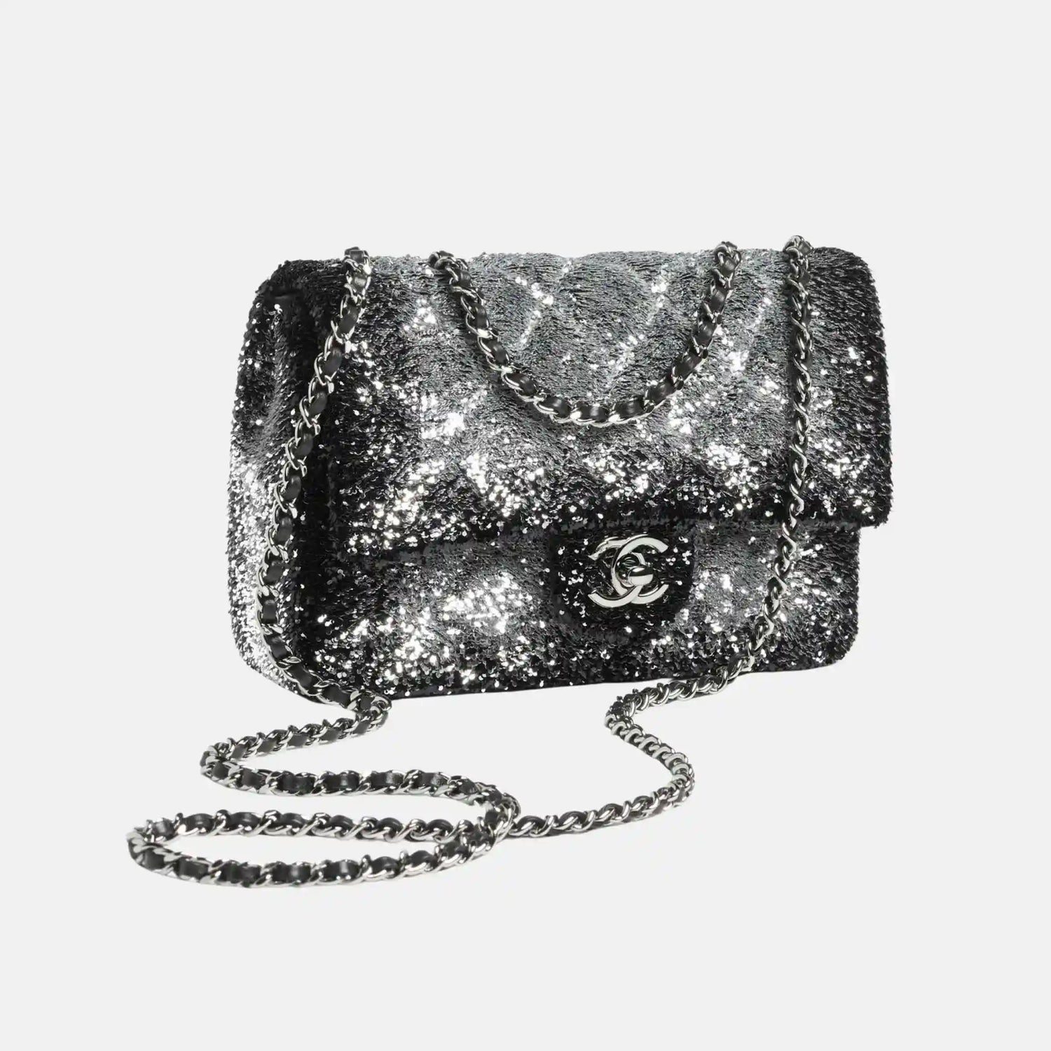 Chanel Flap Bag in Quilted Gradient Sequins and Ruthenium, Side