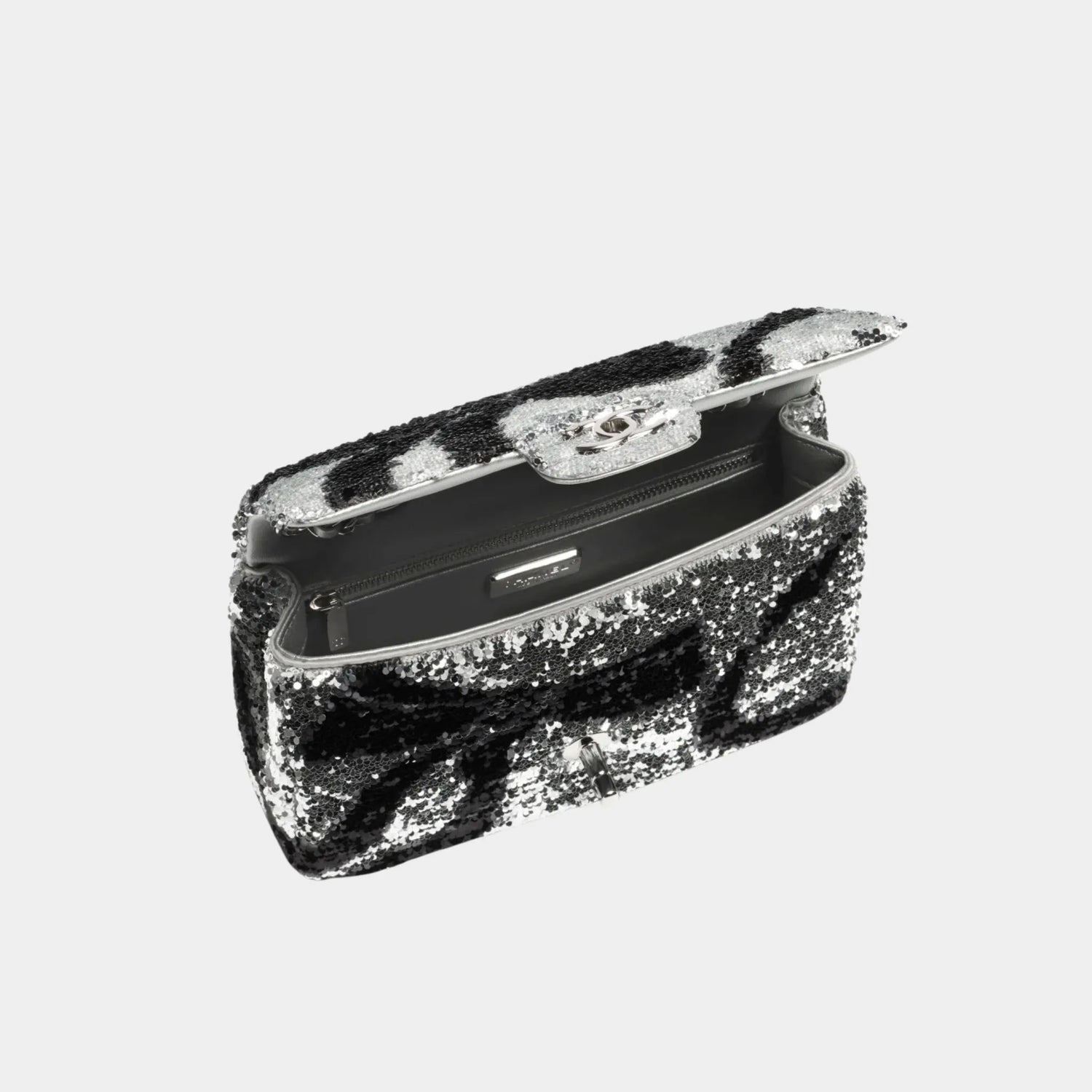 حقيبة Flap من ترتر مبطن متدرج ومعدن روديوم