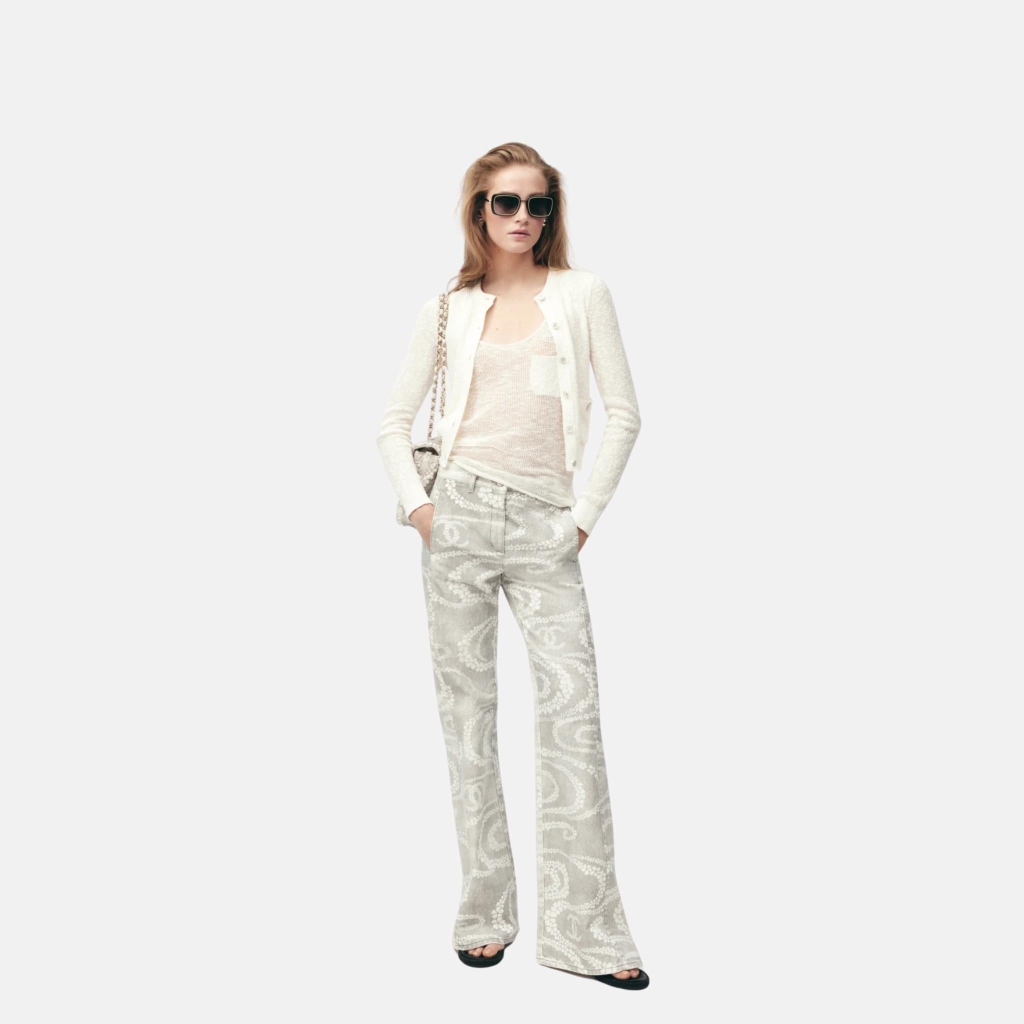 Chanel Jeans In Printed Denim From Coco Beach 2025 Collection, Grey, Front