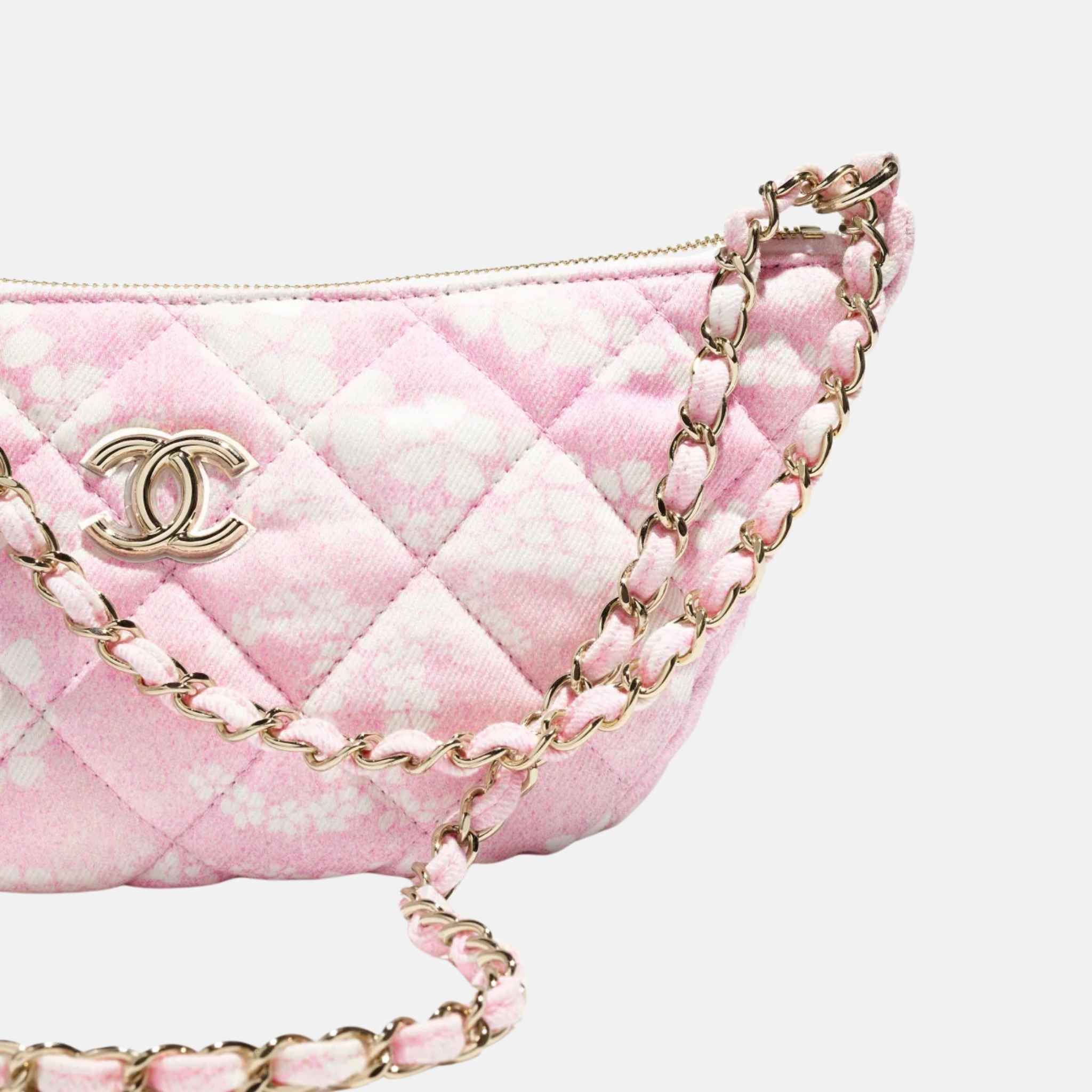 Chanel Large Hobo Bag From Coco Beach 2025 Collection, Close
