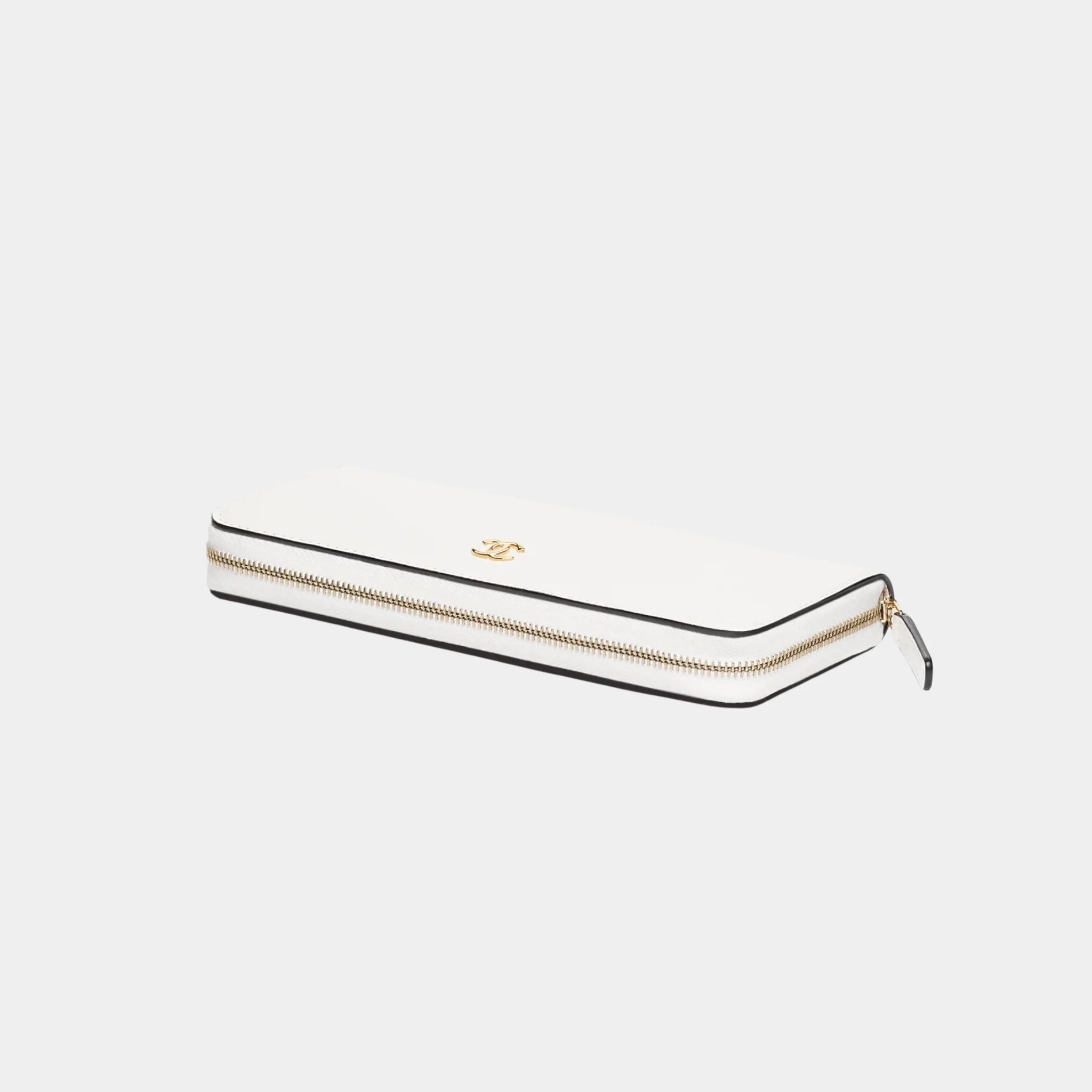 Chanel Long Zipped Wallet in White Black Grained Goatskin & Gold Metal, Side