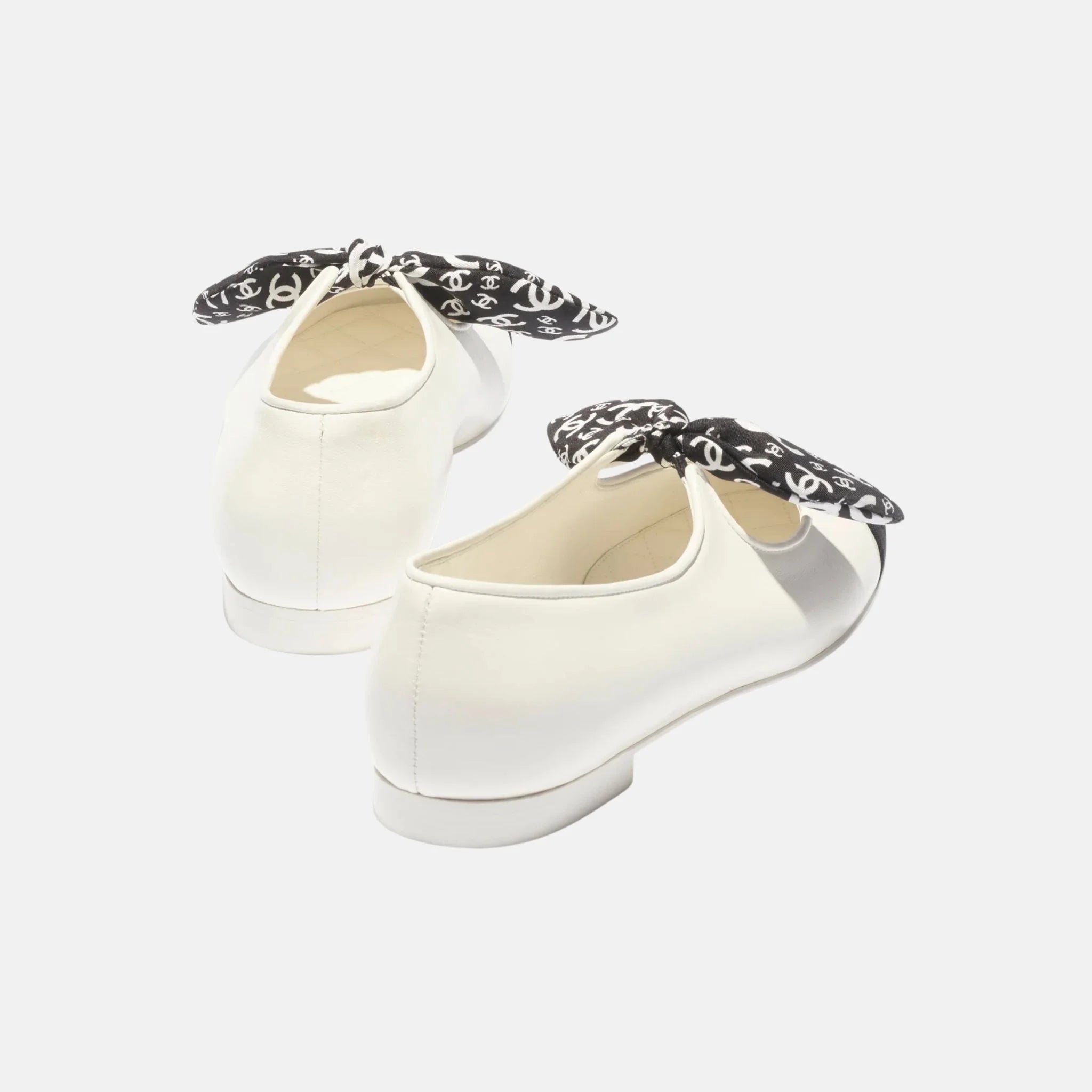 Mary Janes in Lambskin Silk and Grosgrain