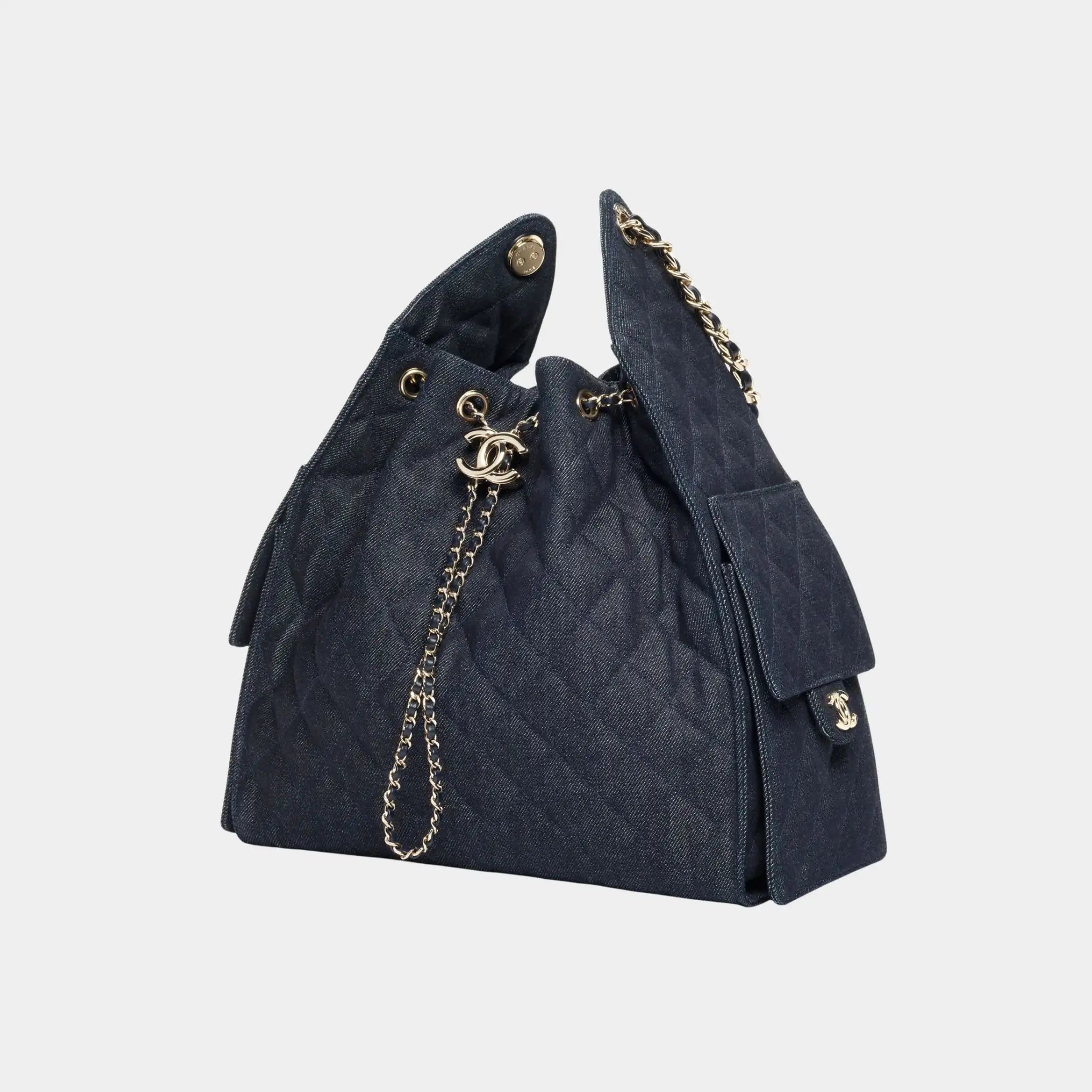 Chanel Medium 25 Bag Denim & Gold Metal Dark Blue, Front