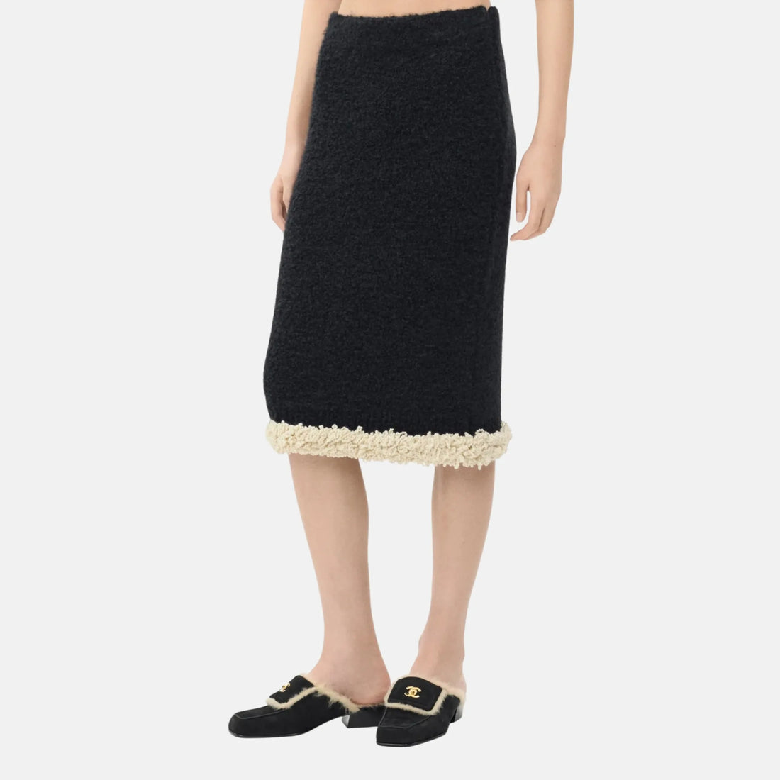 Chanel Midi Skirt Cashmere in Black and Ecru, Front