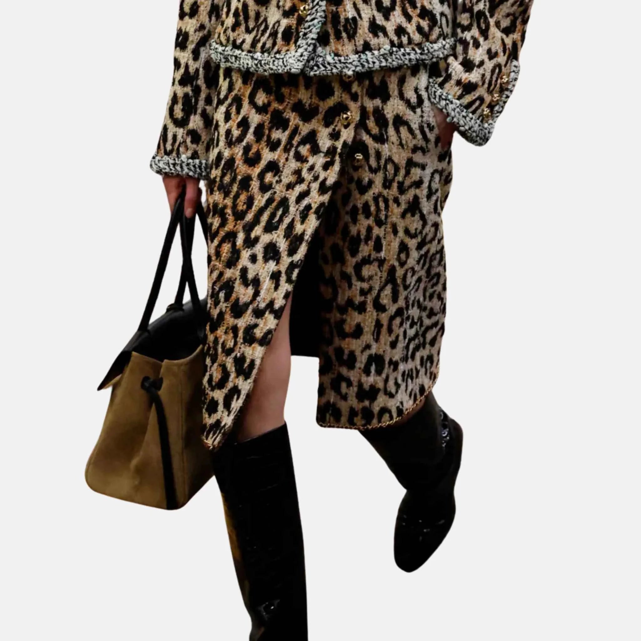 Chanel Midi Skirt Tweed Mixed Fibers Brown Black and White, Close