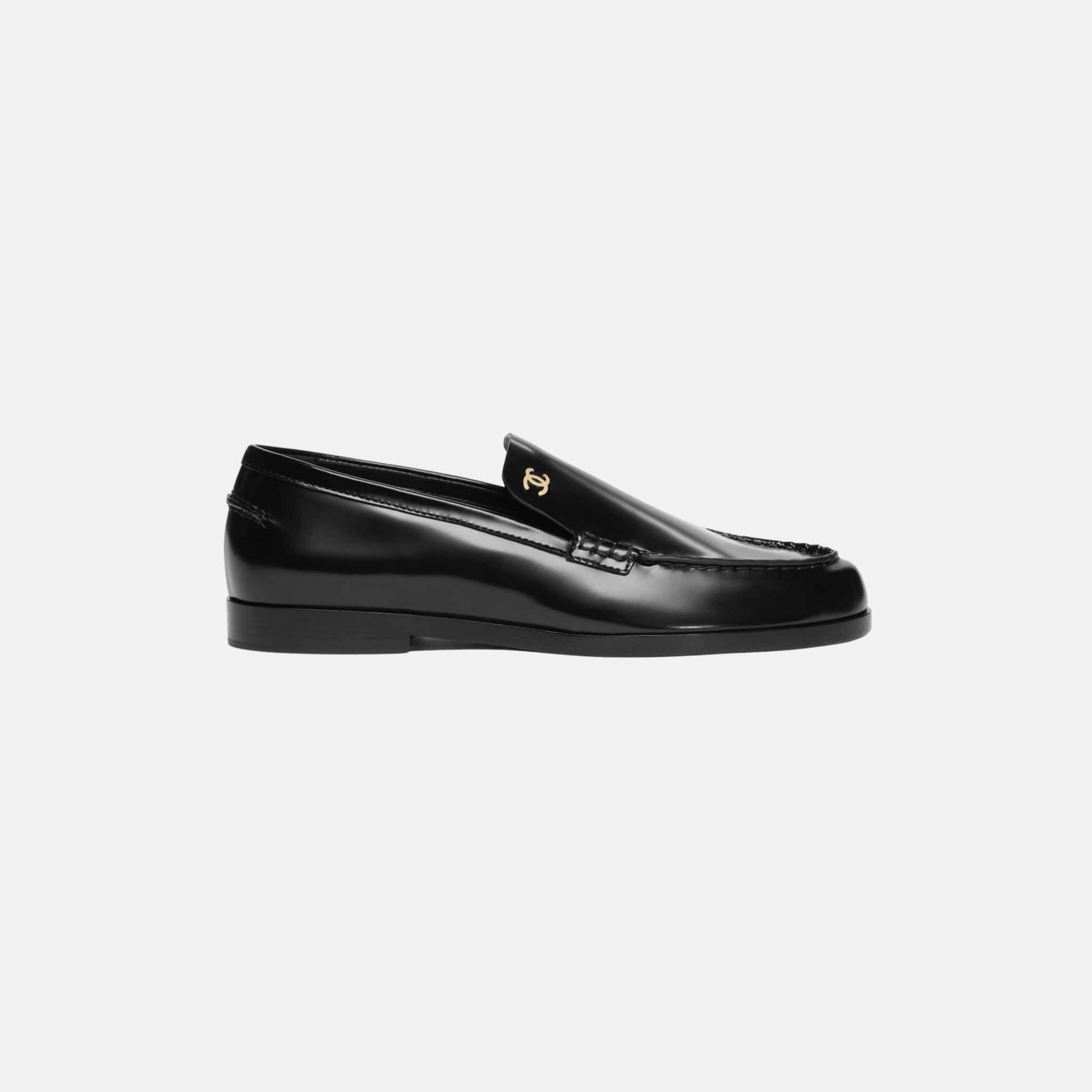 Chanel Moccasins in Shiny Calfskin, Black, Side