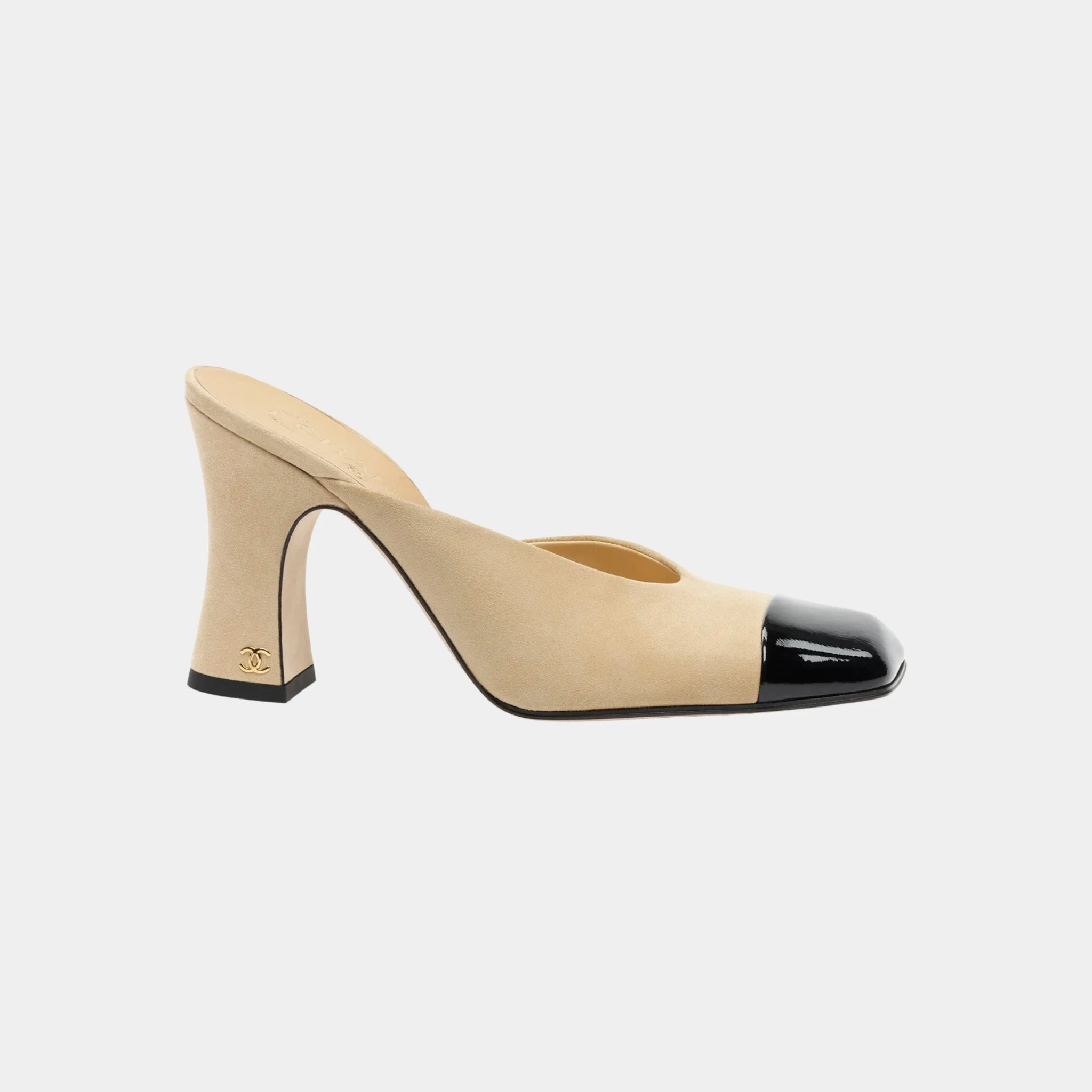 Chanel Mules in Suede Kidskin & Patent Calfskin, Beige, Side