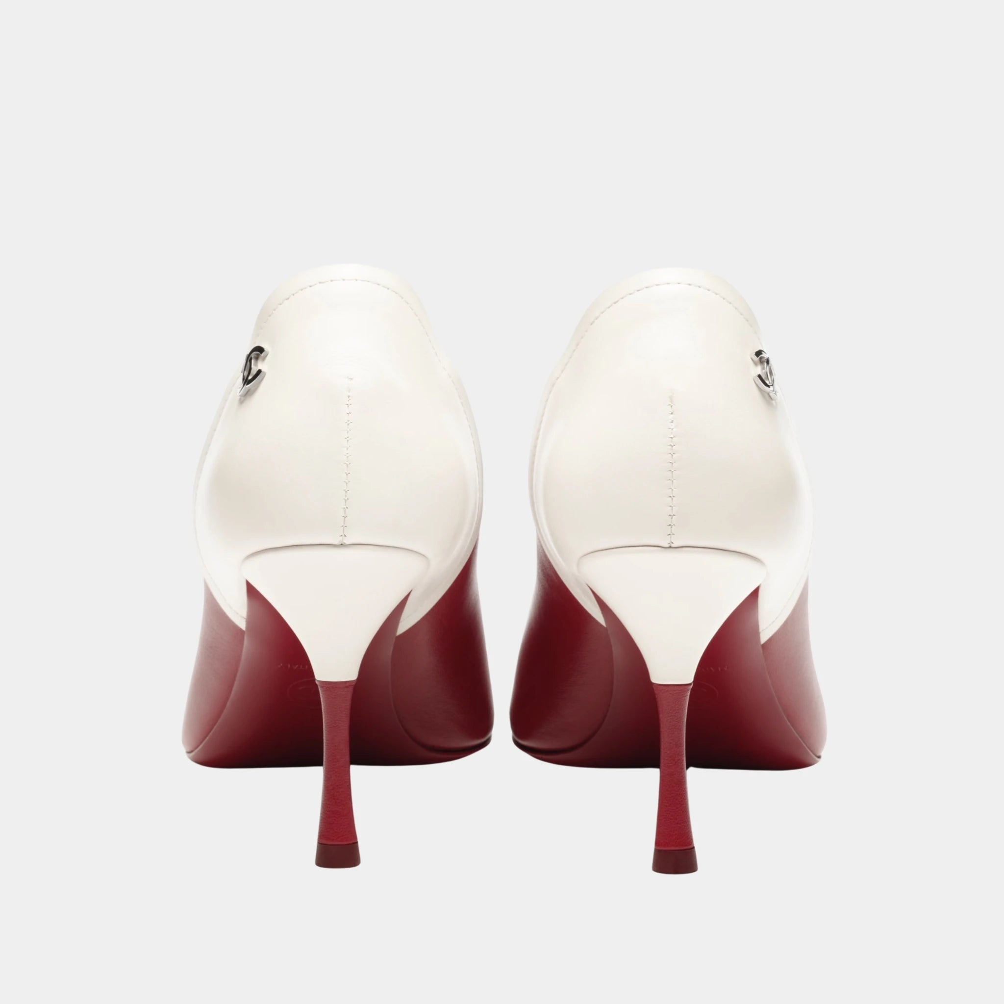 Chanel Pumps in Lambskin & Calfskin, Burgundy White, Back