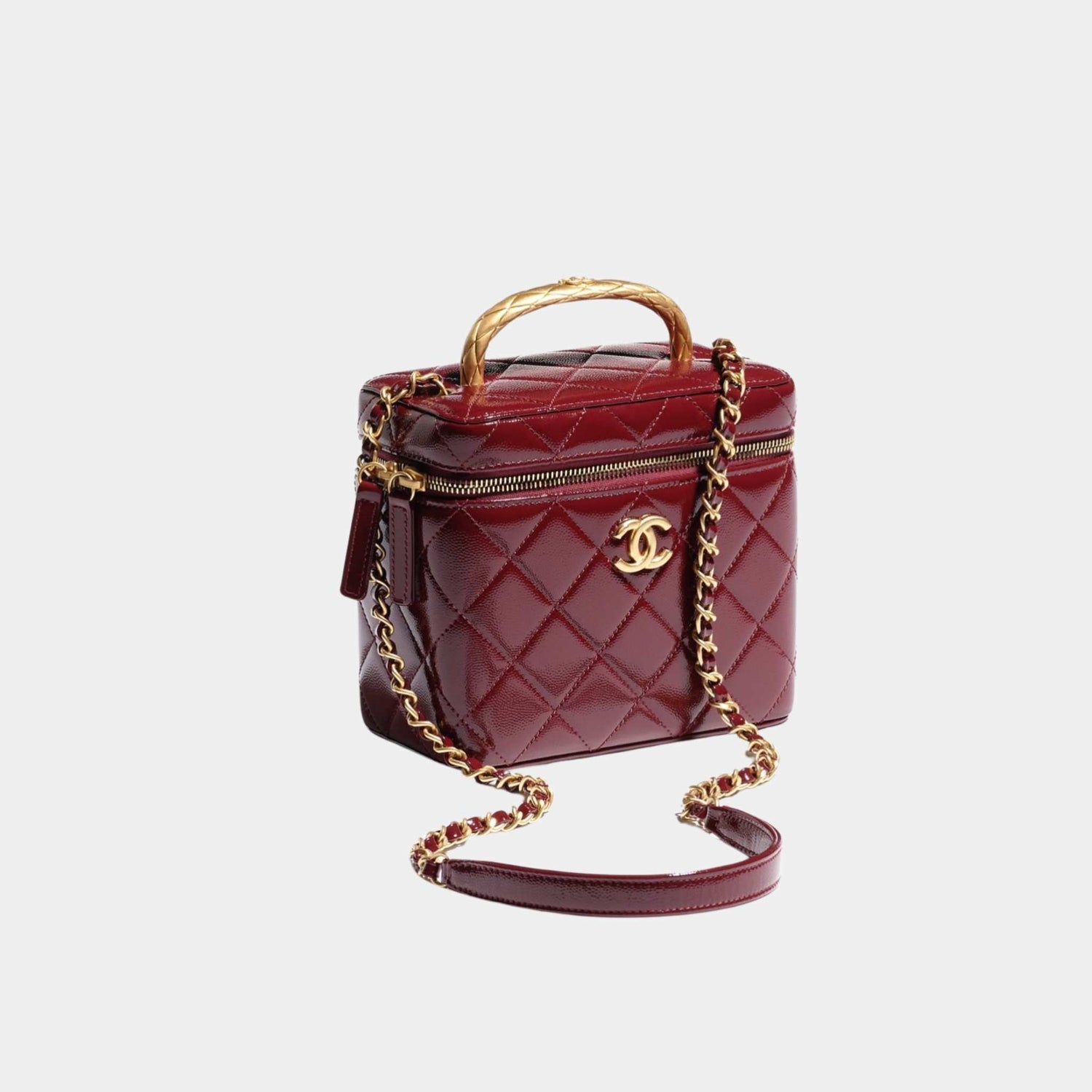 Chanel Small Vanity Case in Grained Patent Calfskin, Burgundy, Side