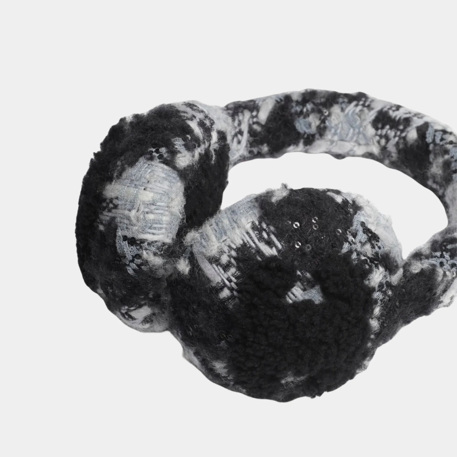 Earmuffs in Wool Tweed & Sheepskin, Close