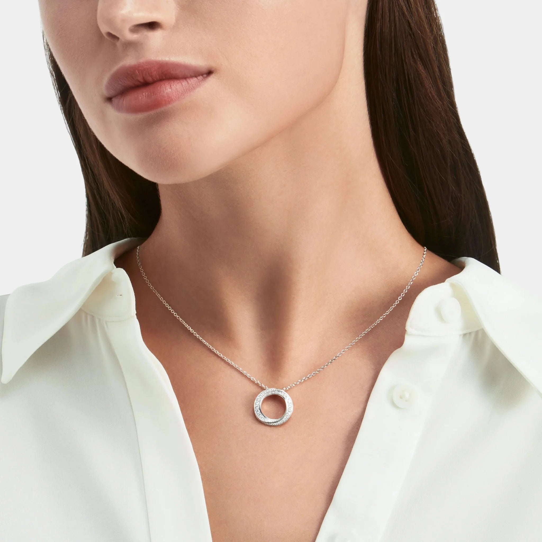 Graff Spiral Pavé Diamond Pendant White Gold, Model