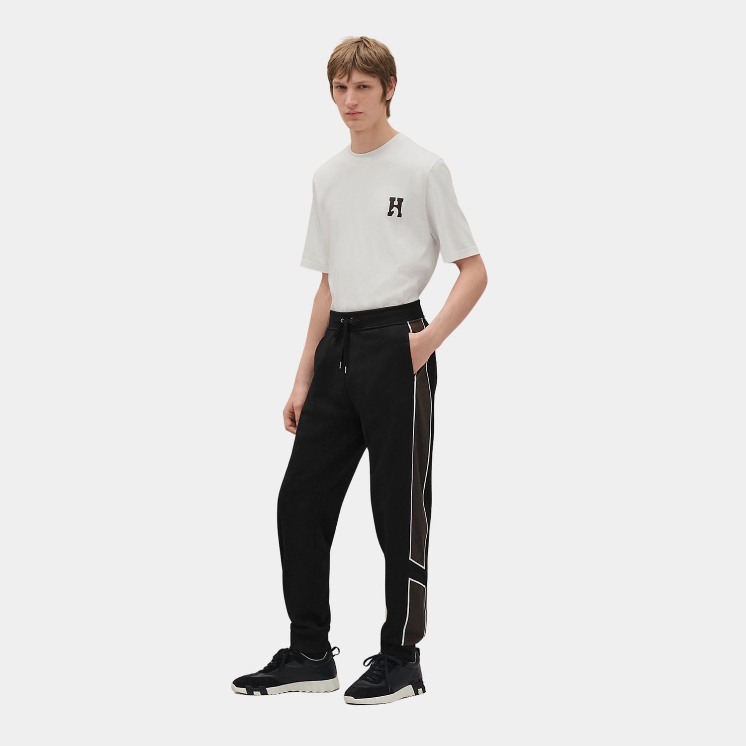Hermes Capsule Sport Jogging Pants, Noir, Model, Front