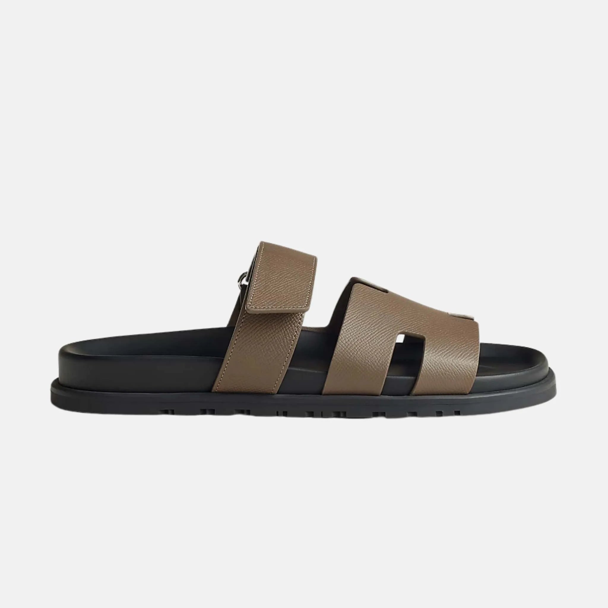 Hermes Chypre Sandal Epsom Men, Etoupe, Side