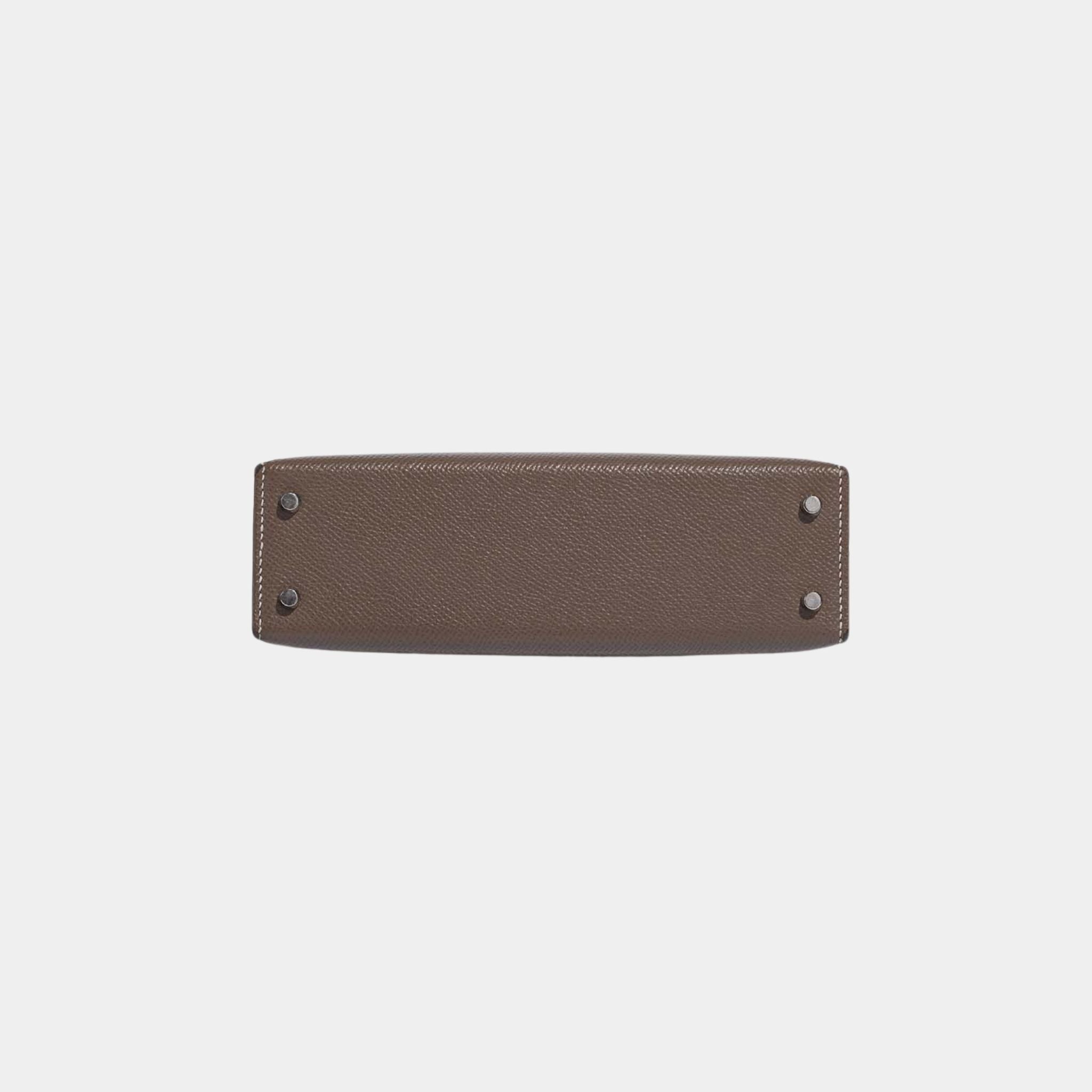 Hermes Kelly Mini II 20 Epsom Etoupe PHW, Bottom