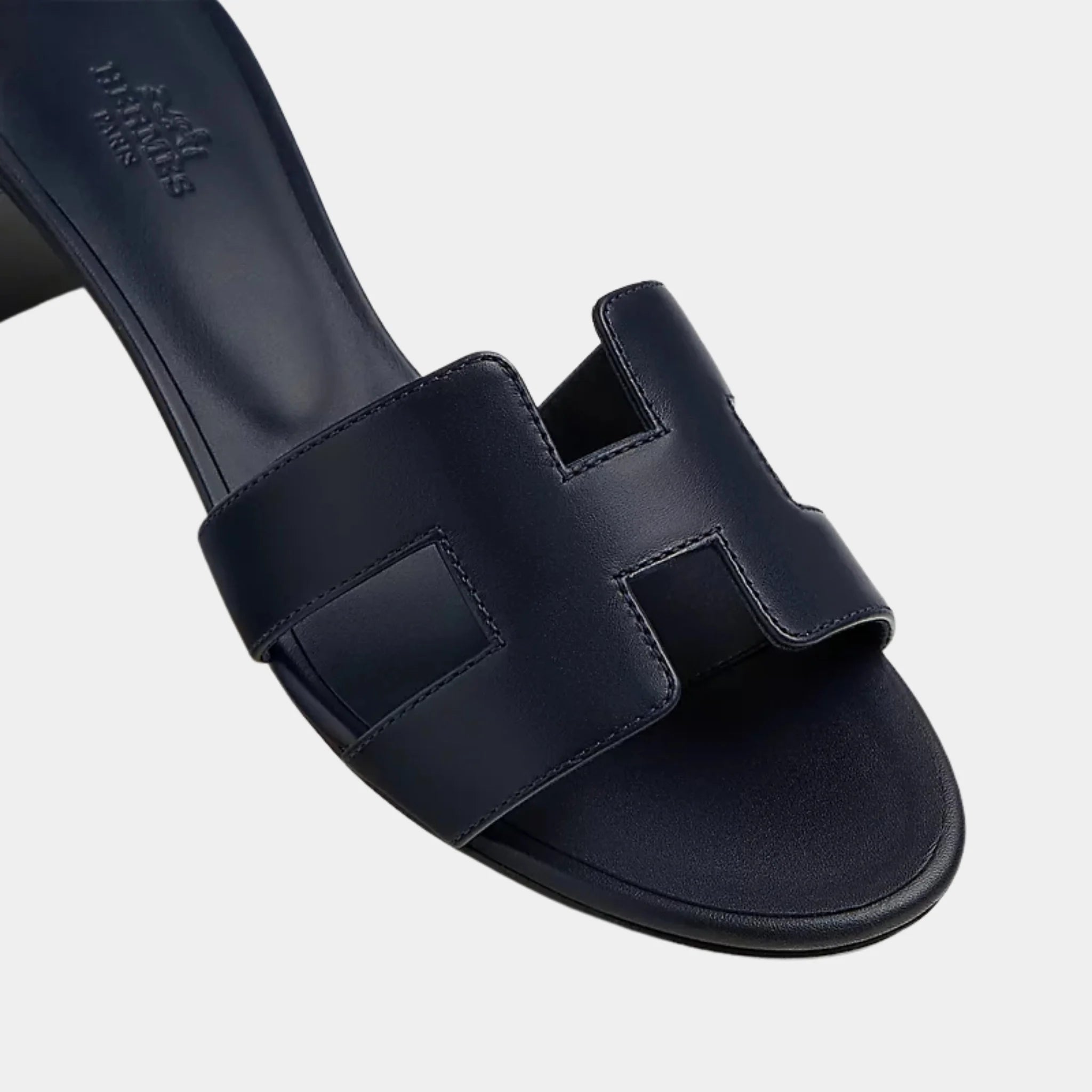 Hermes Oasis Sandals in Calfskin, Marine, Top