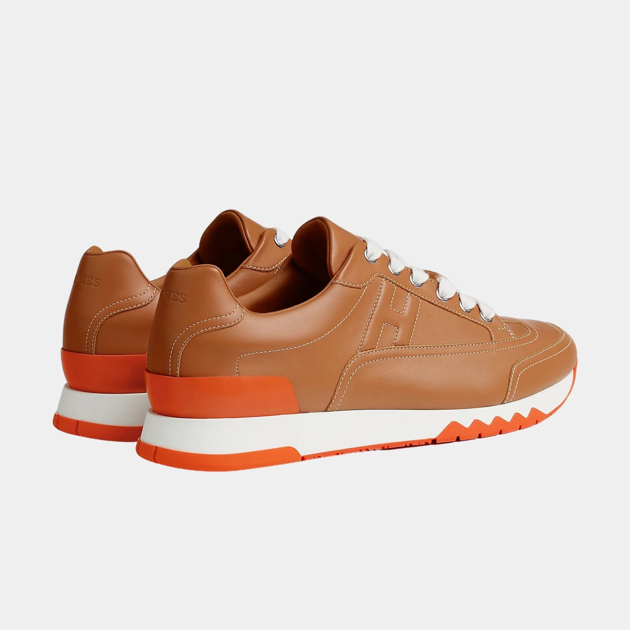 Hermes Trail Sneaker in Calfskin, Naturel, Back