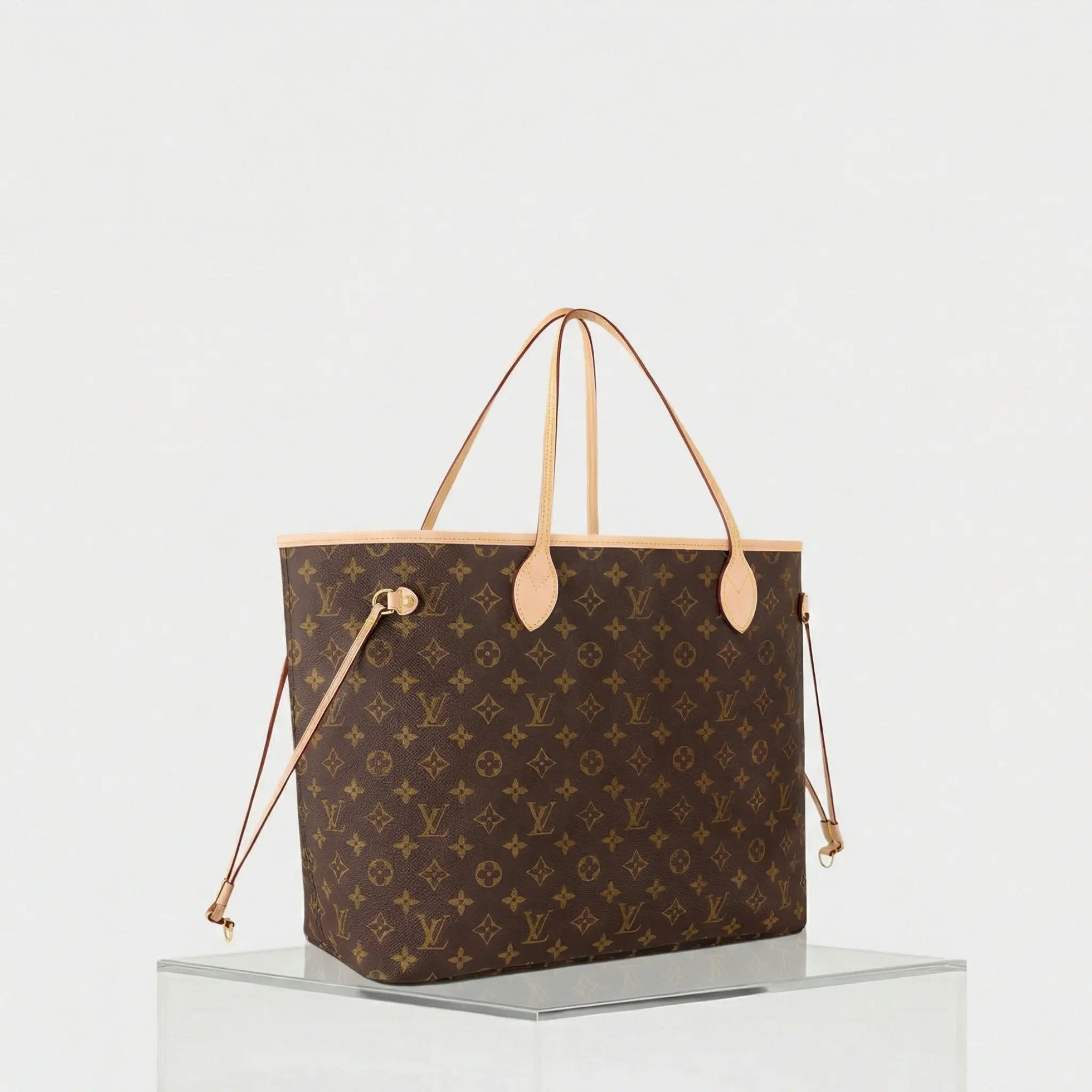 Louis Vuitton Neverfull GM Tote in Monogram Canvas, Side