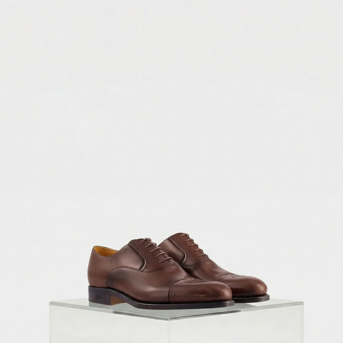 Louis Vuitton Varenne Richelieu, Moka, Front