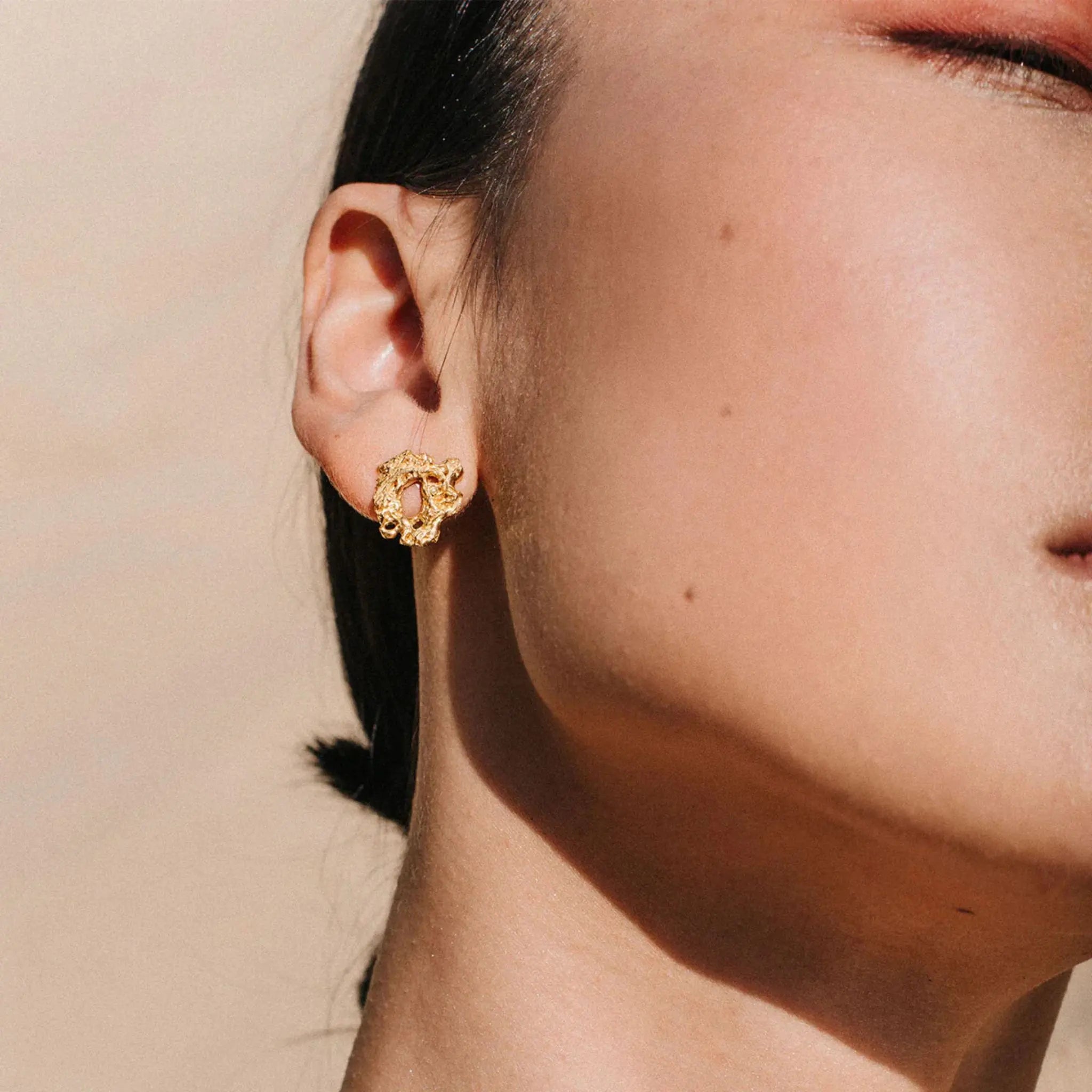 Loveness Lee Pereskia Earrings, Model,