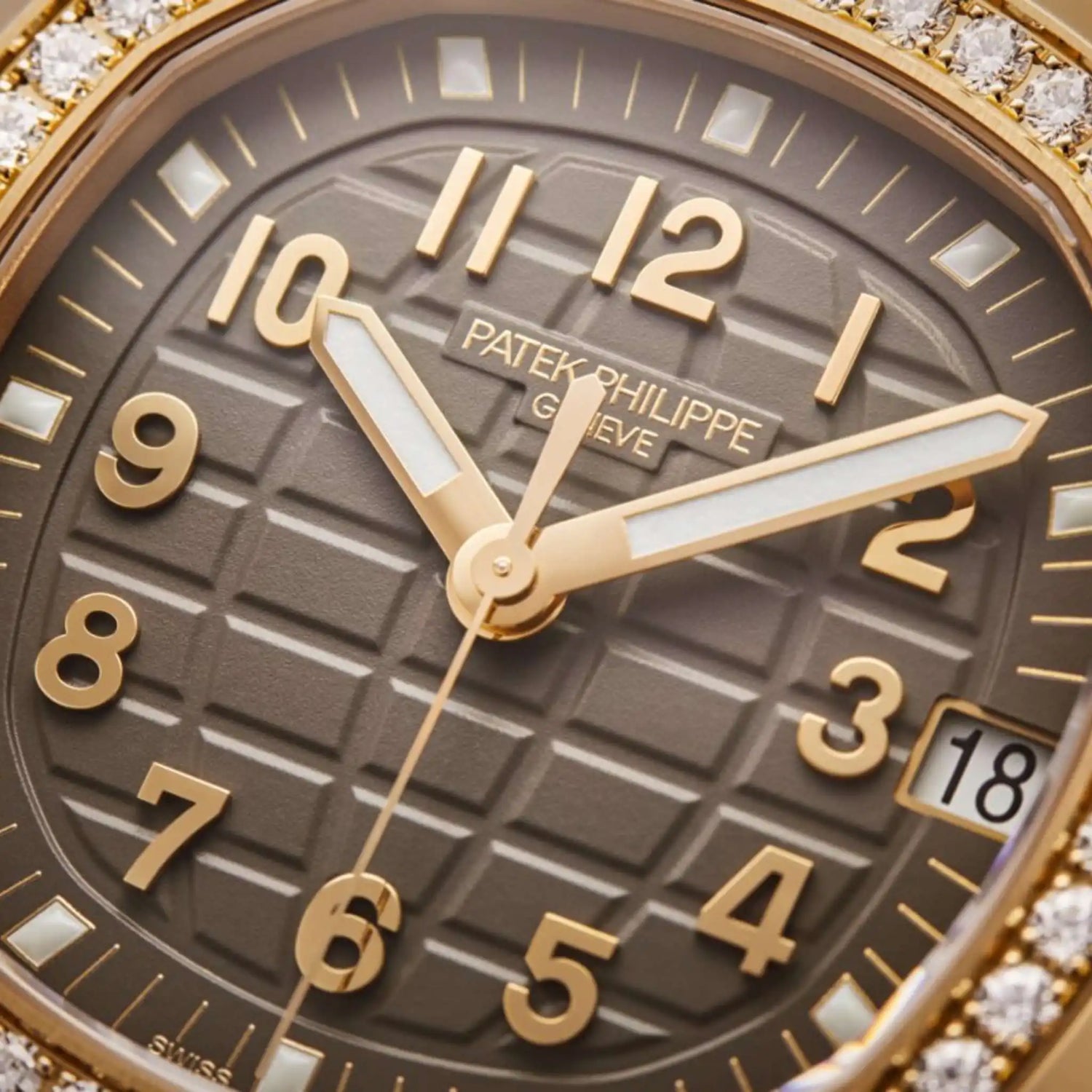 Patek Philippe 5268/200R-010 - Aquanaut Self-Winding, Front, Dial, Closesup