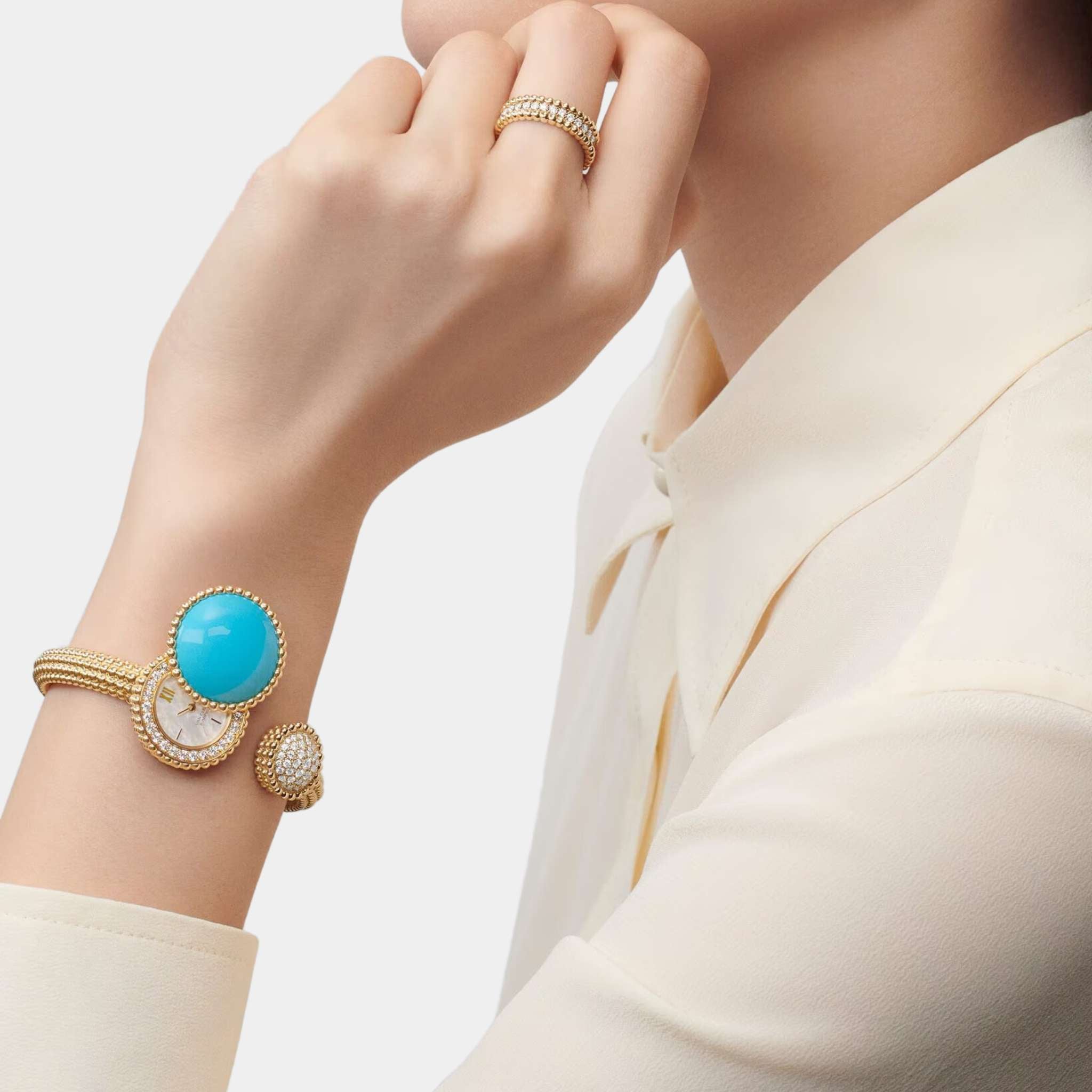 Perlée Toi & Moi Watch Small Model Yellow Gold Diamond Pearl Turquoise, Model