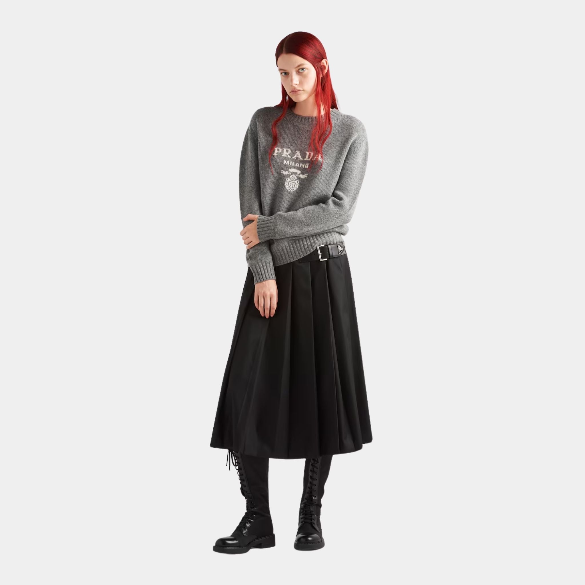 سويتر بياقة مستديرة Prada Logo من كشمير وصوف