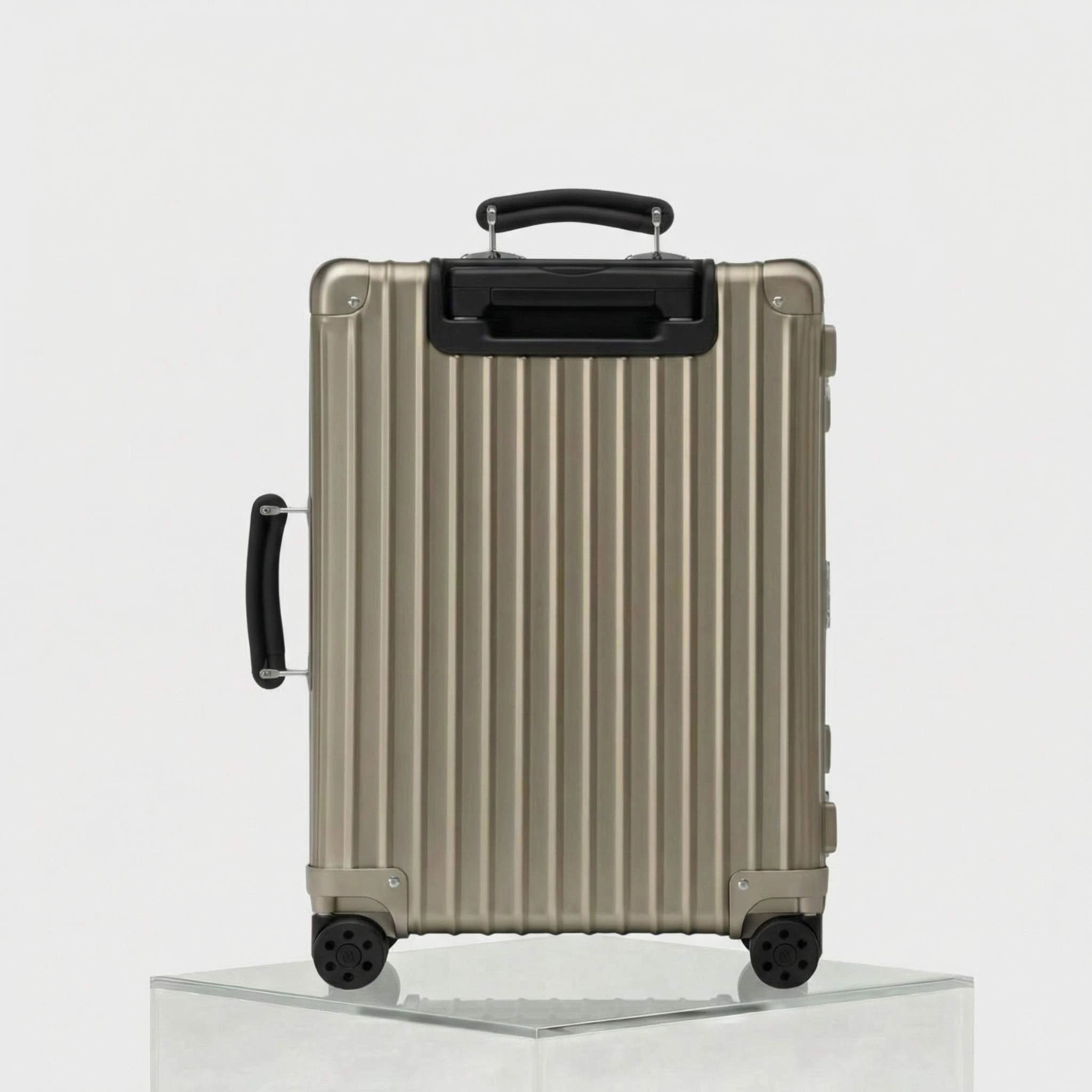 Rimowa Classic Cabin, Titanium, Back