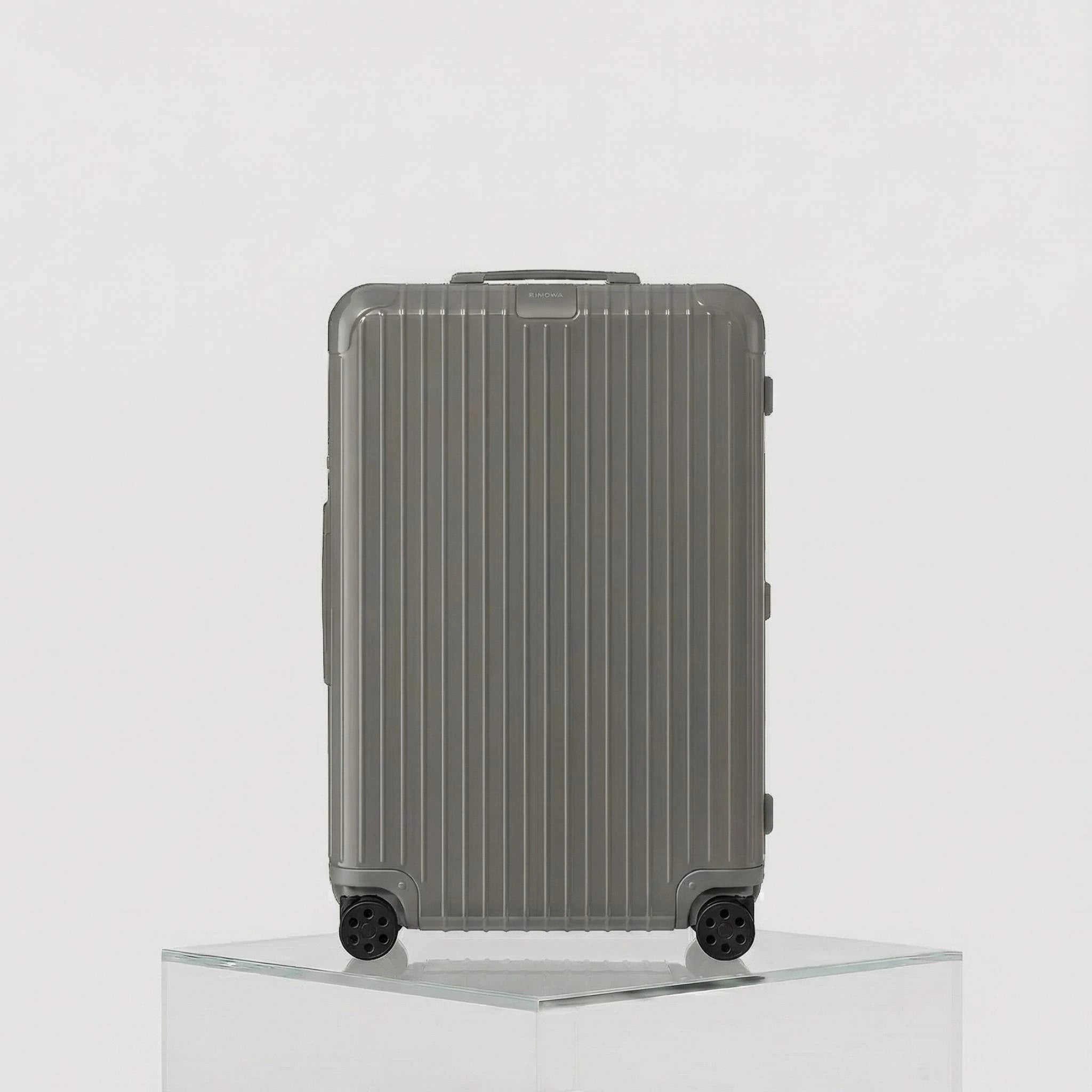 Rimowa Essential Check In L, Gloss White, Studio, Front
