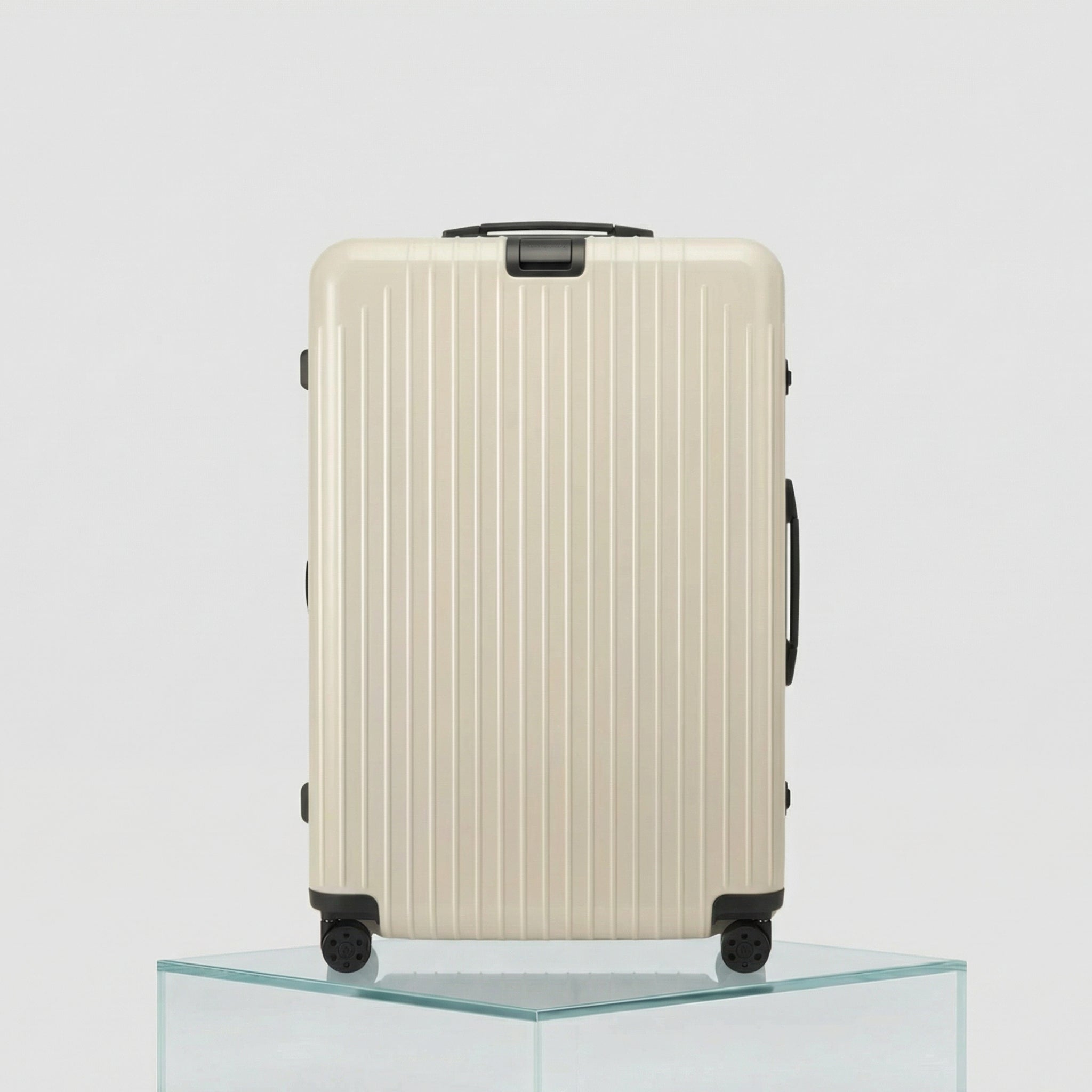 Rimowa Essential Lite Check In L, Beige, Front