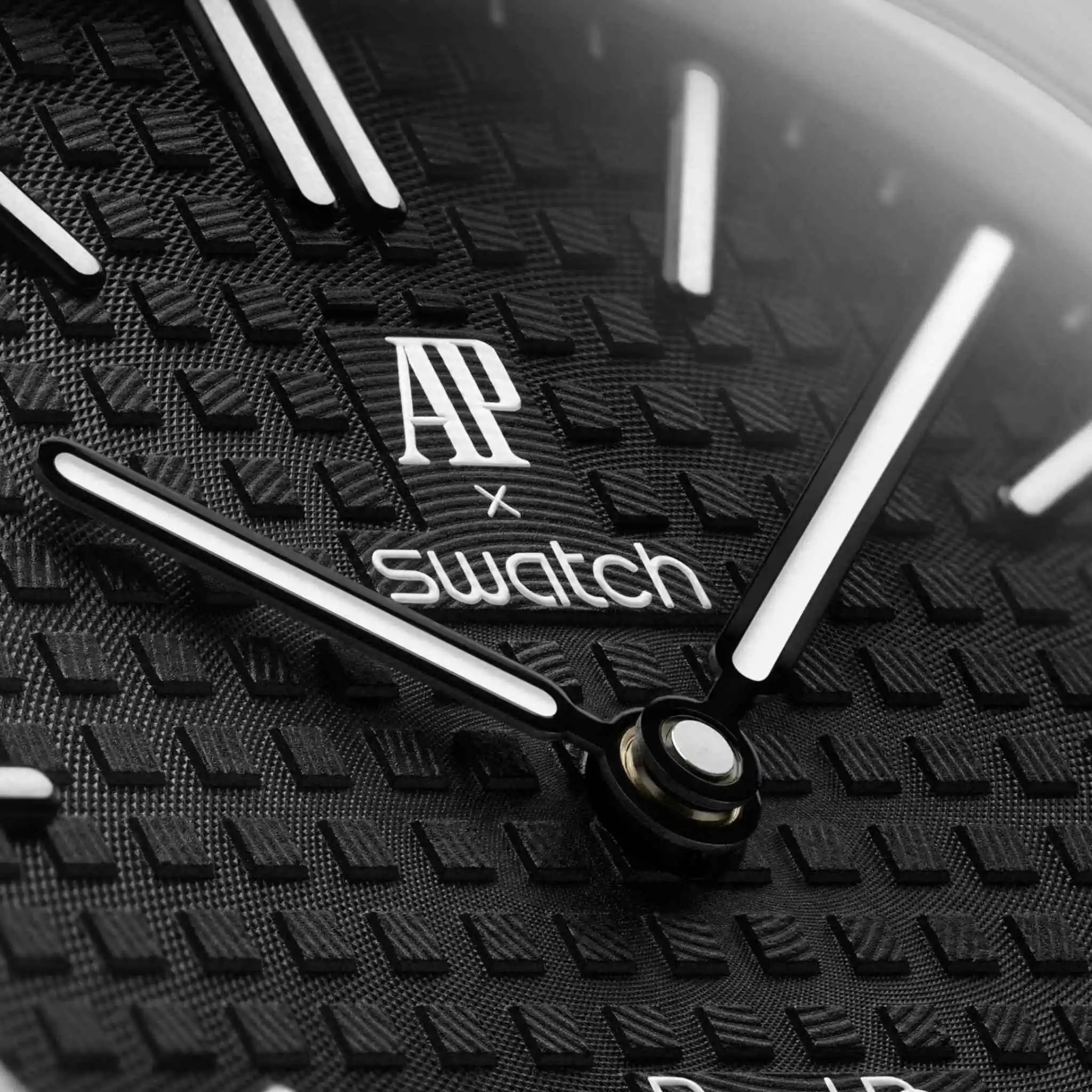 Swatch Royal Pop ocho negro , Closeuo