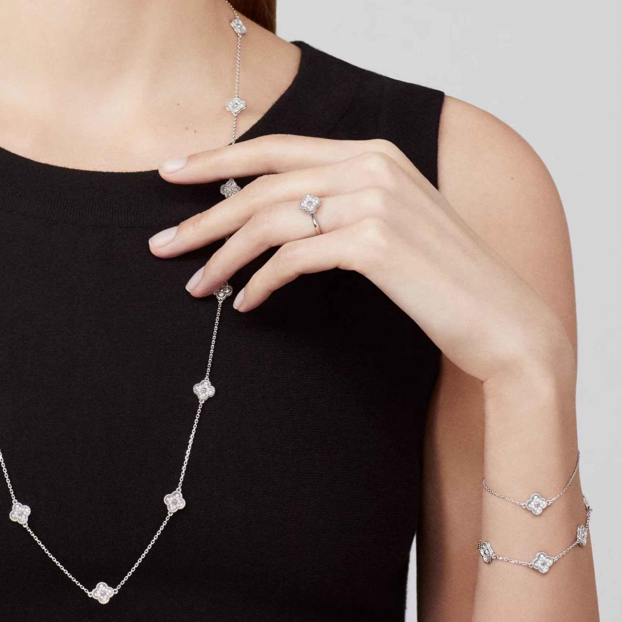 Van Cleef & Arpels Alhambra White Gold Motifs Necklace Diamond, Model view
