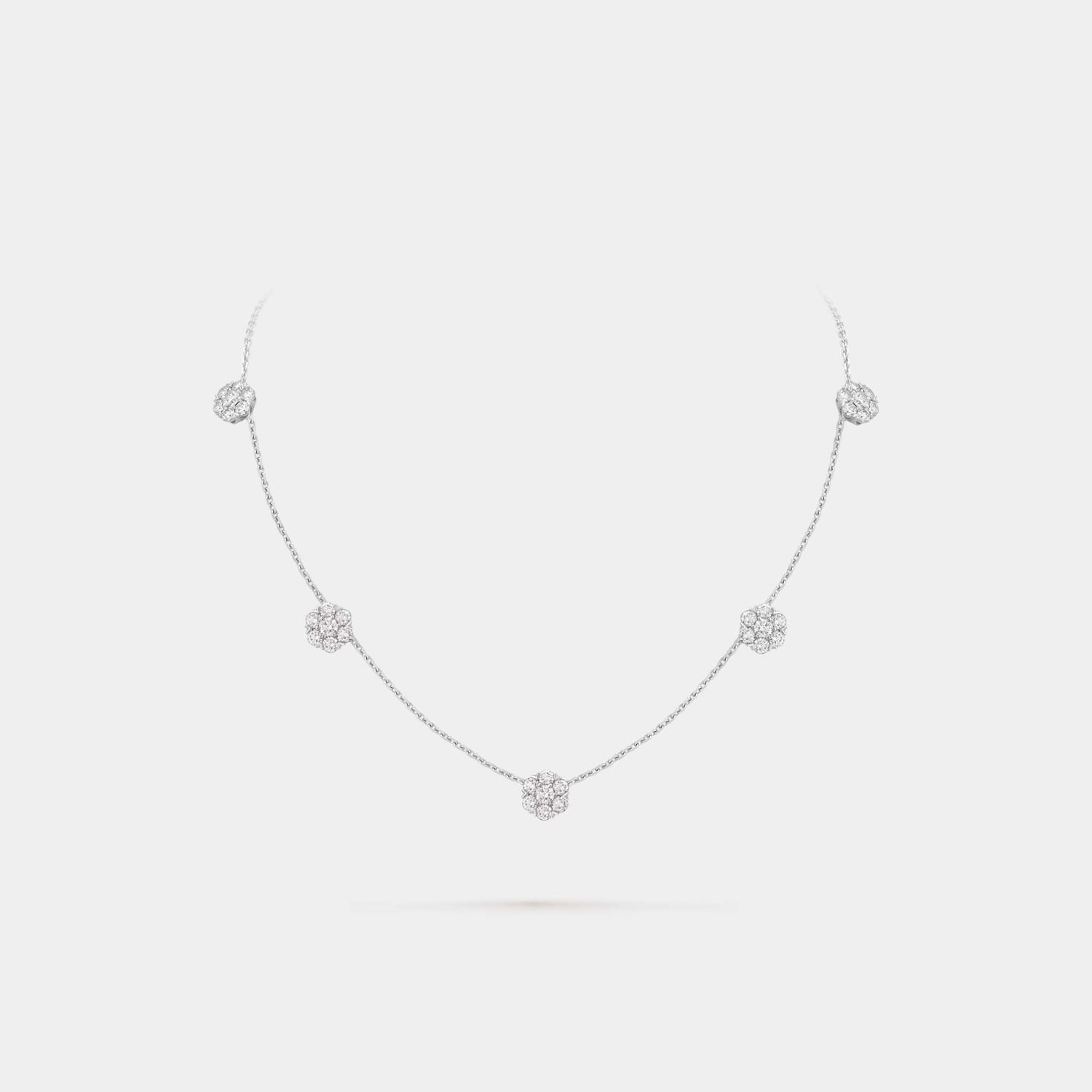 Van Cleef & Arpels Fleurette Necklace 5 Flowers White Gold Diamond, Front