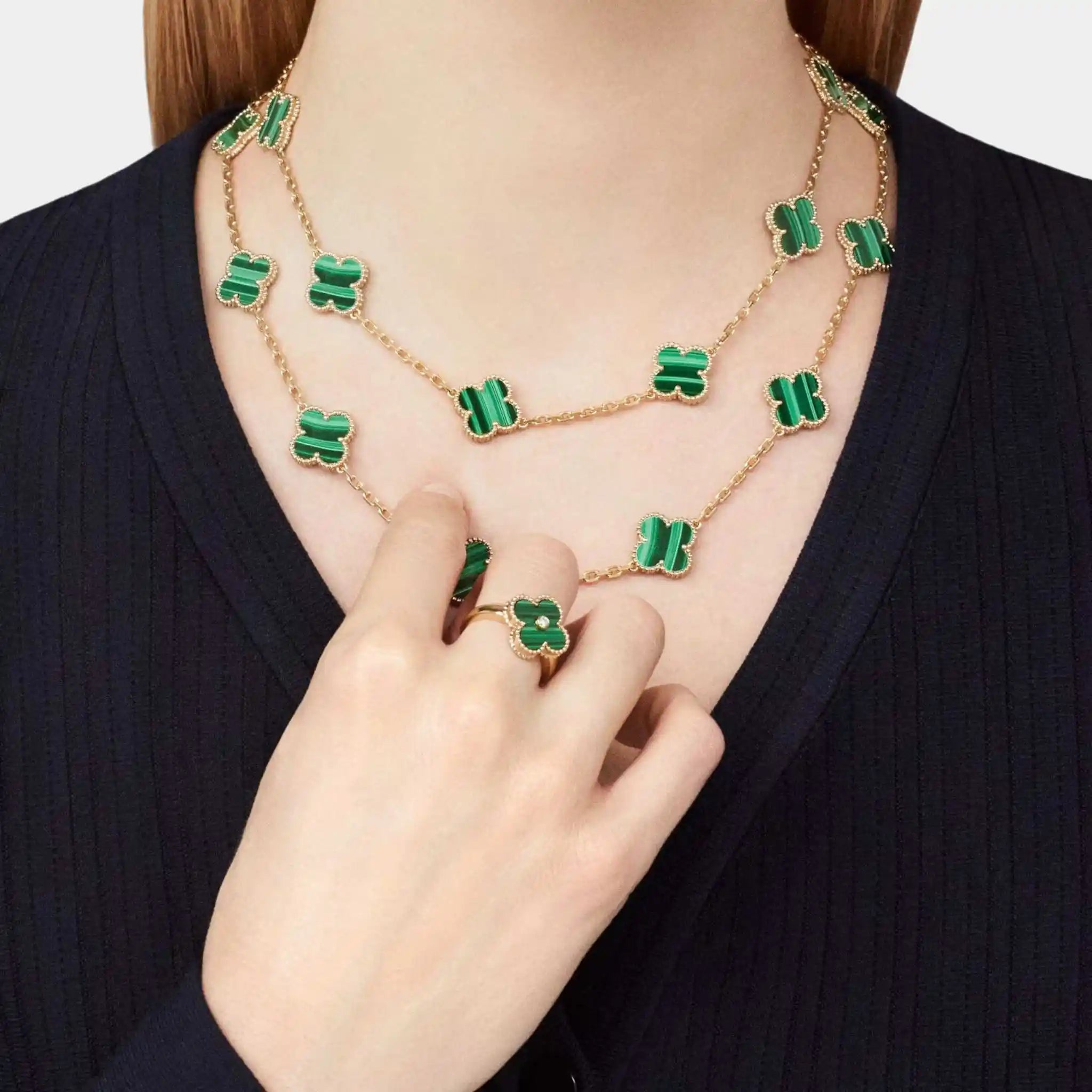 Van Cleef & Arpels Vintage Alhambra Ring Yellow Gold Diamond Malachite, Model