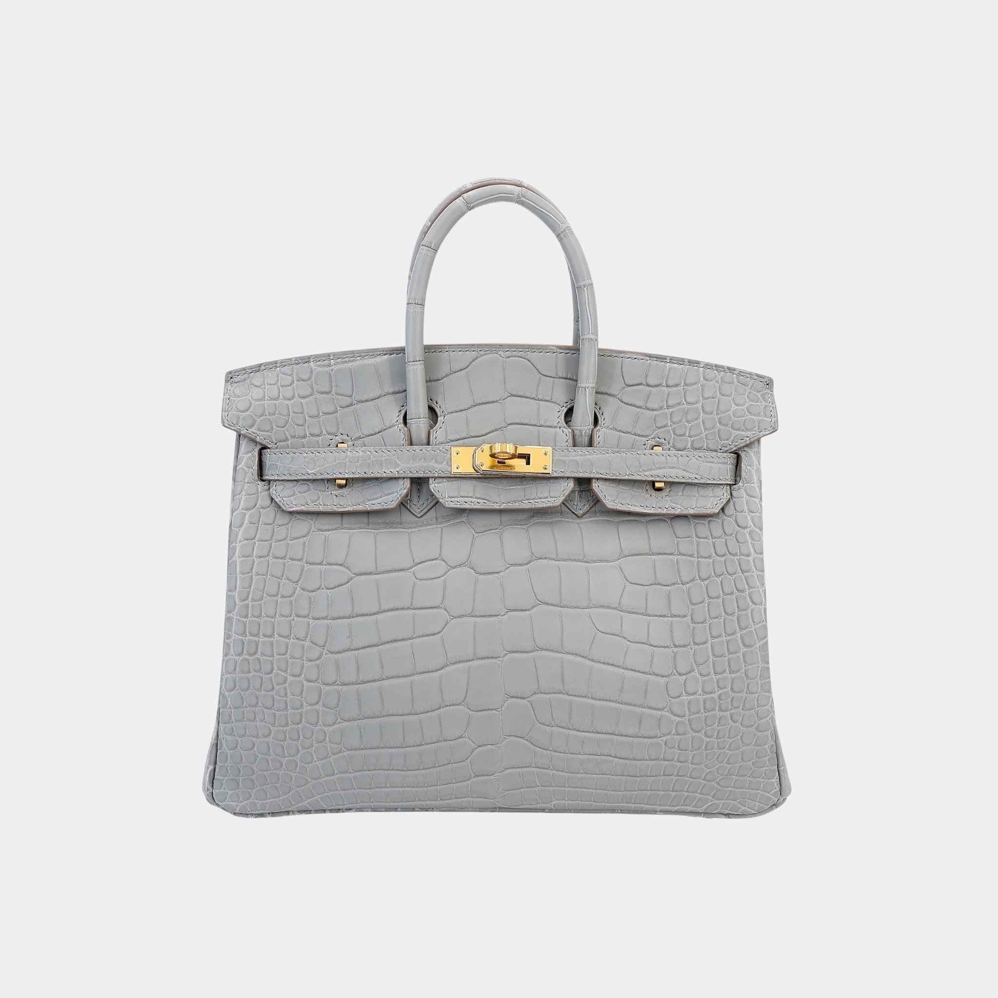 حقيبة Birkin 25 من تمساح مات Alligator بلون Gris Perle مع حليات ذهبية